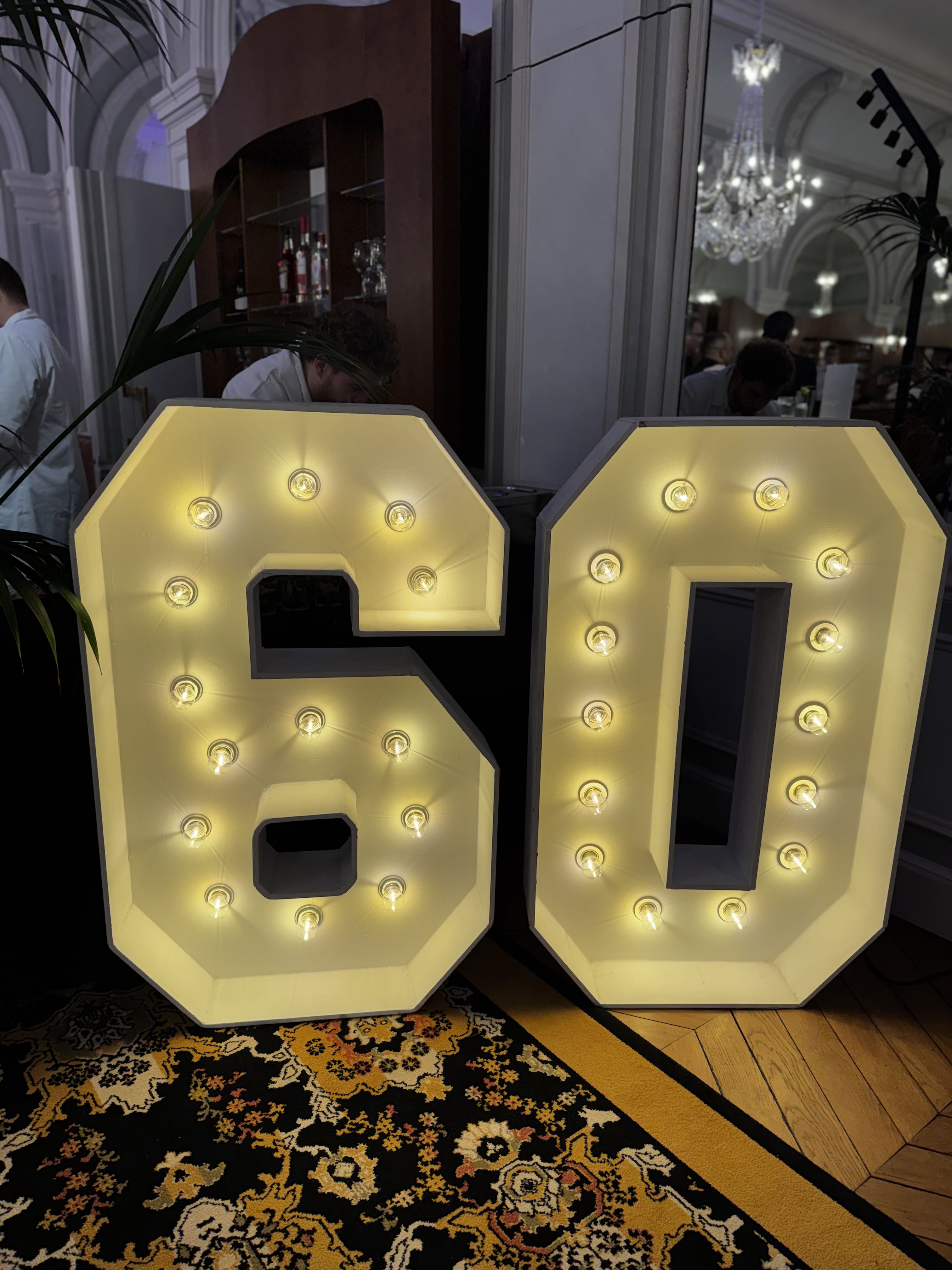 Animation light painting flocage lumineux Bruxelles automne · INNOV'events
