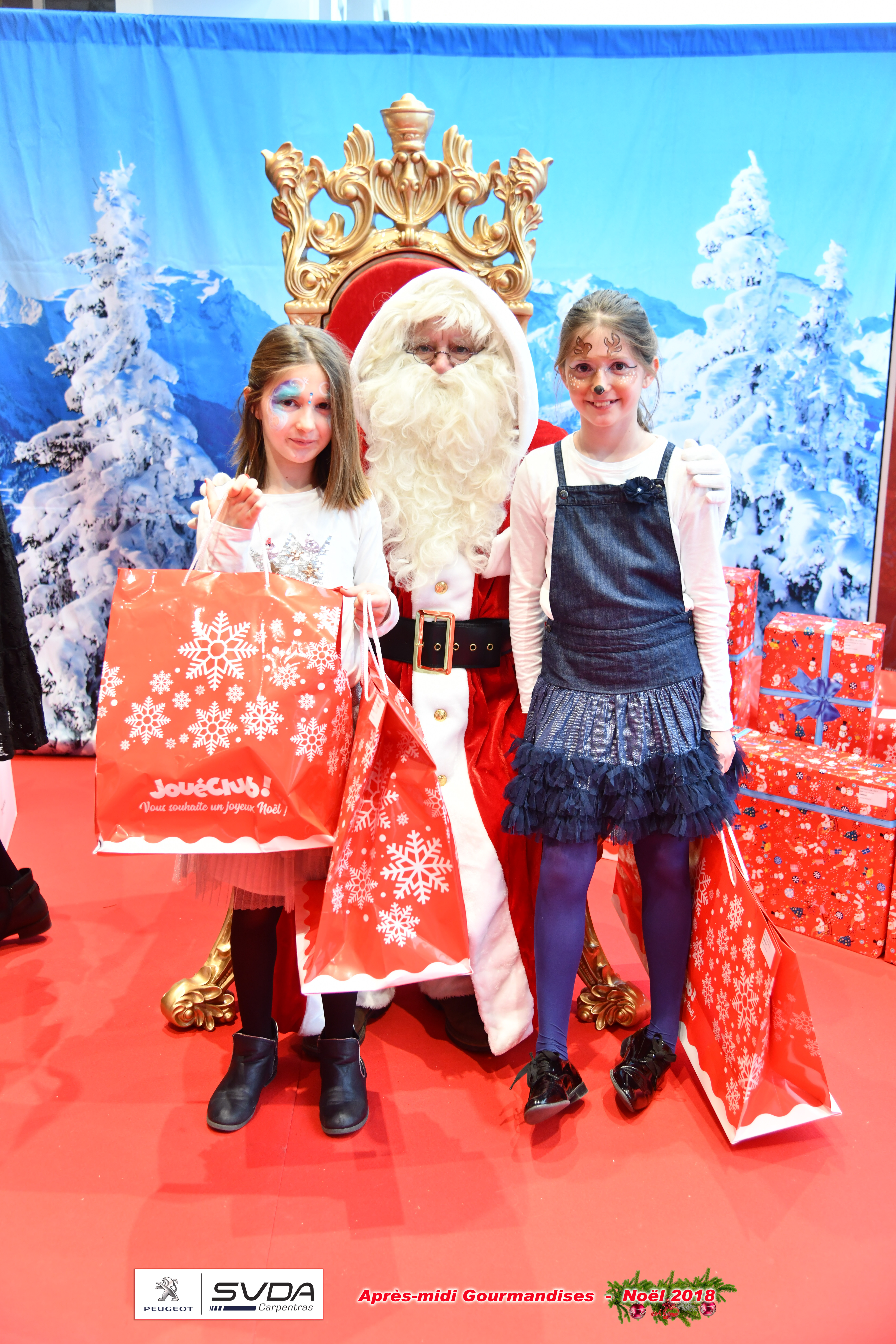 Kerstman animatie Brussel personeelsfeest in historische feestzaal · INNOV'events