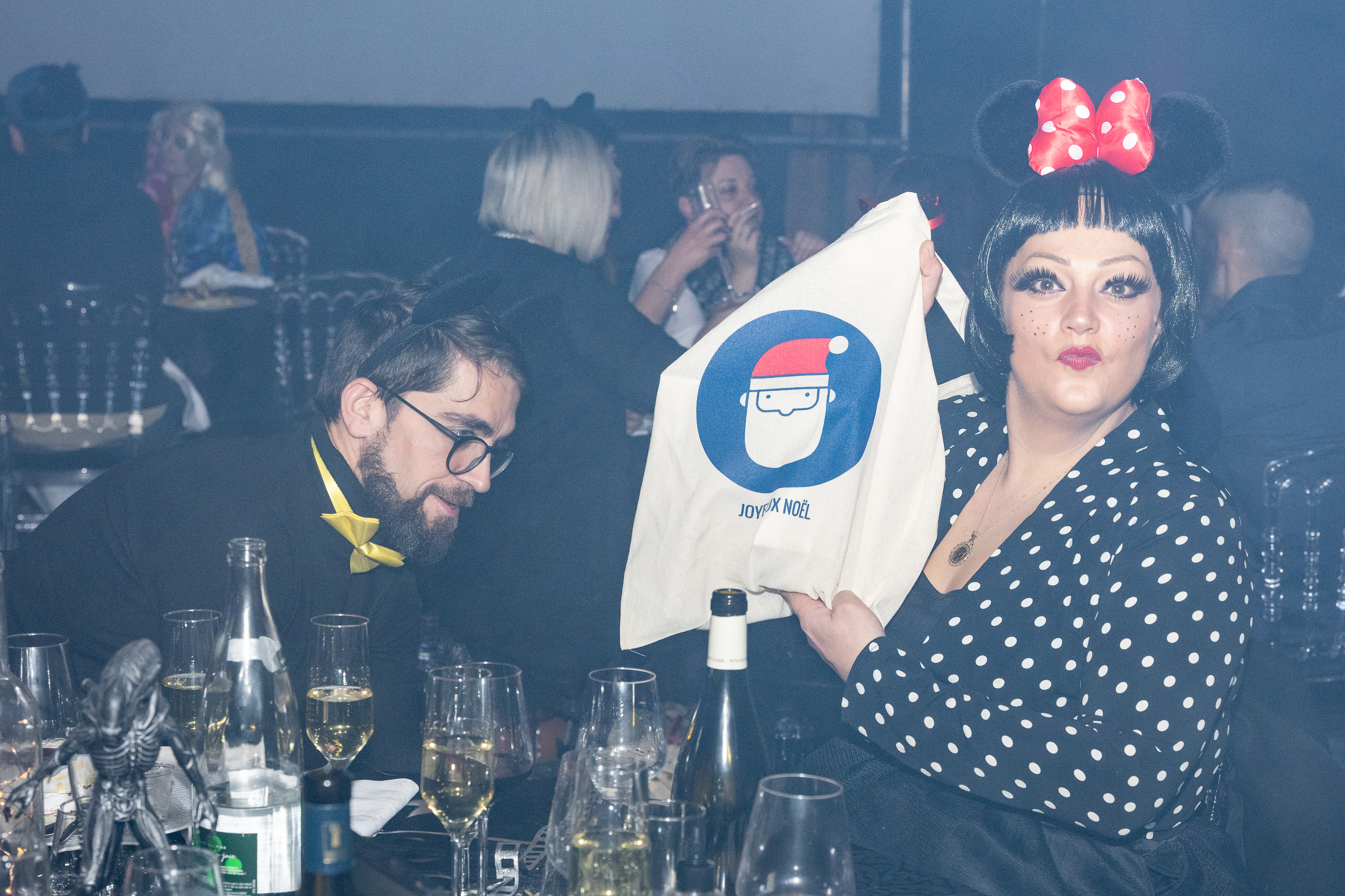 Wijnproeverij bedrijven Luik blind tasting teams met scorekaarten · INNOV'events