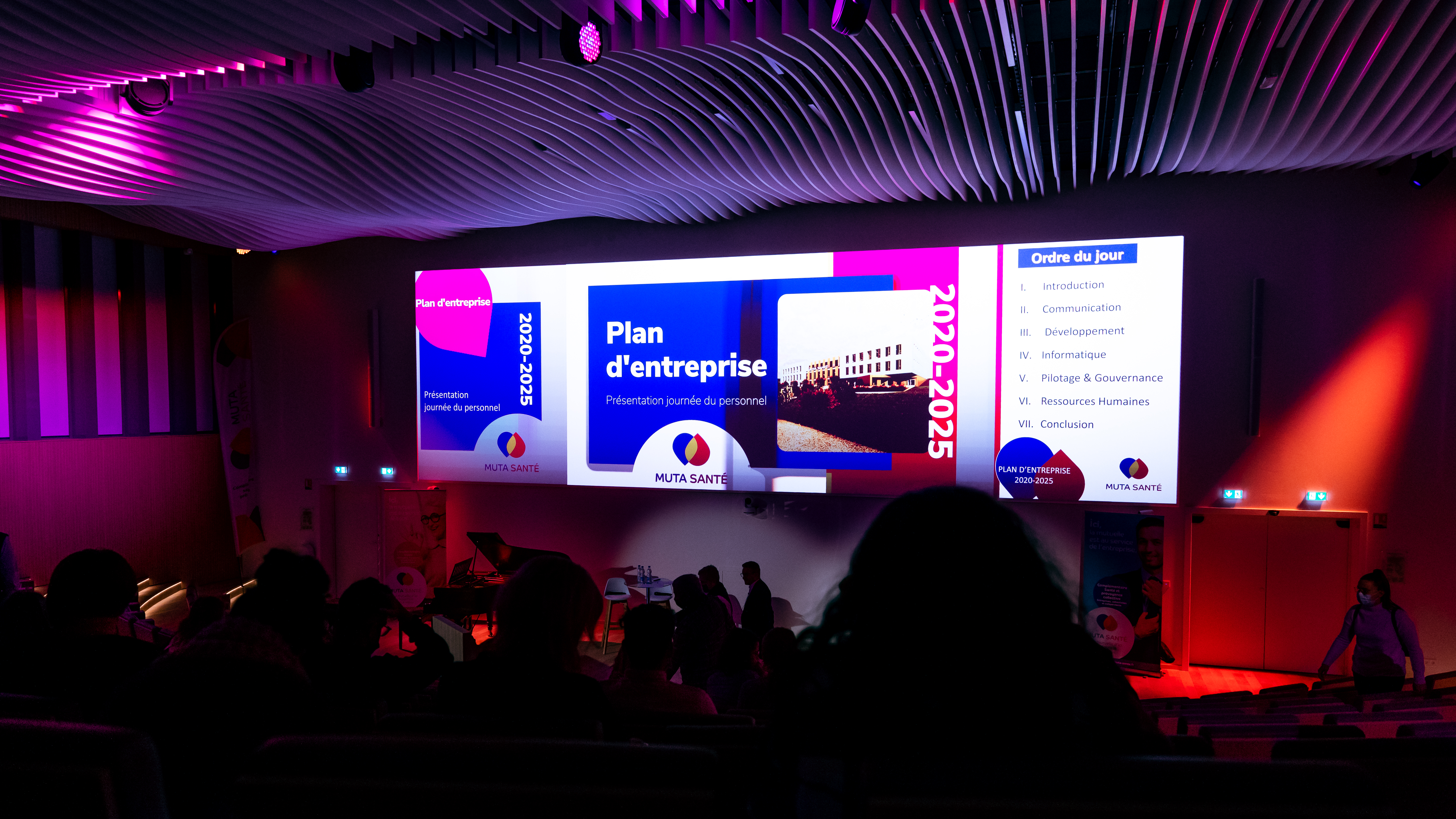 Assemblée générale Belgique salle plénière équipée vote électronique · INNOV'events