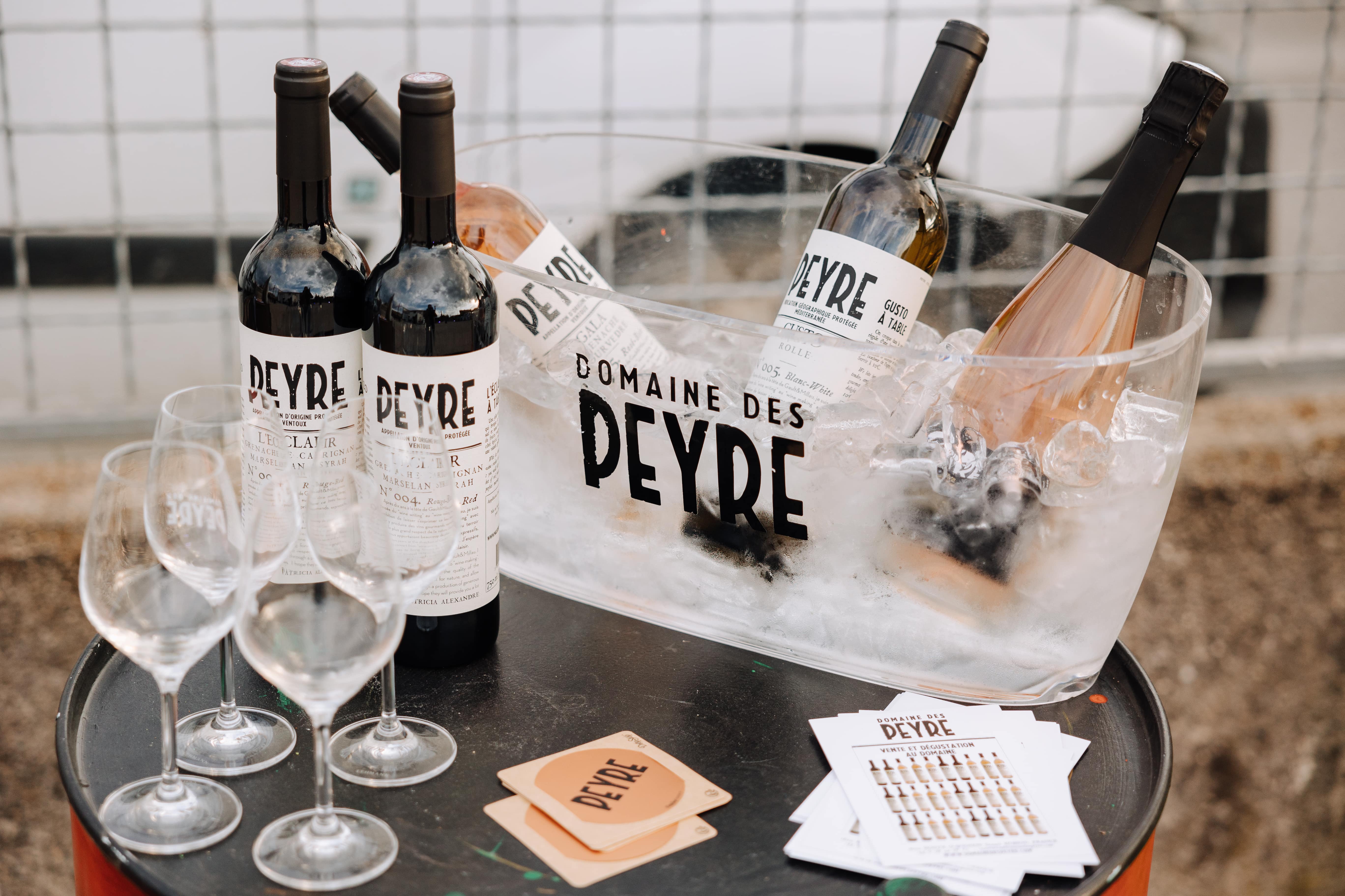 Atelier œnologie Liège participants en blind test verres numérotés · INNOV'events