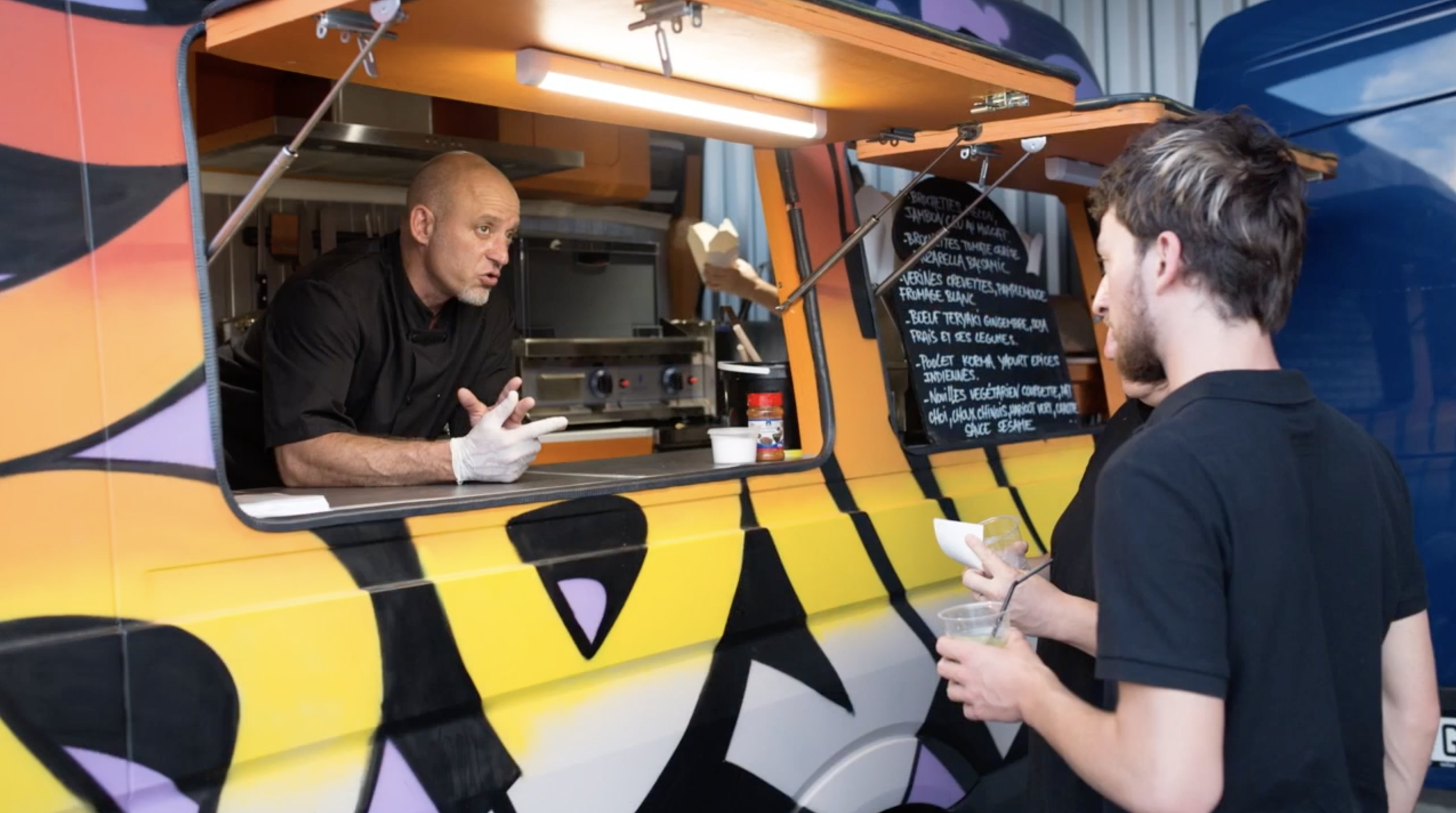 Food truck lunch corporate location food truck Anvers esplanade · INNOV'events