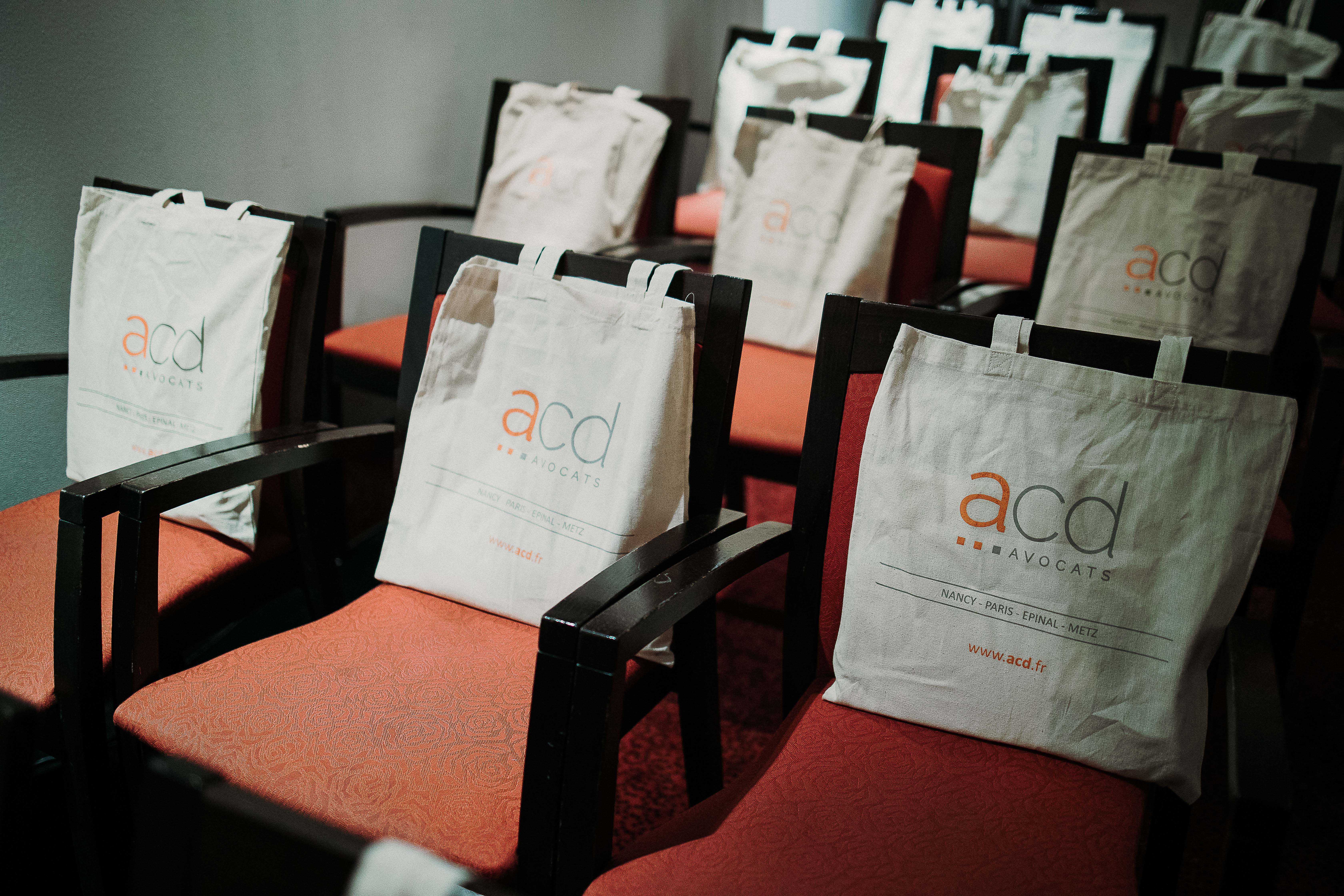 Cadeau fin d'année goodies Liège coffret produits locaux wallons emballage soigné · INNOV'events