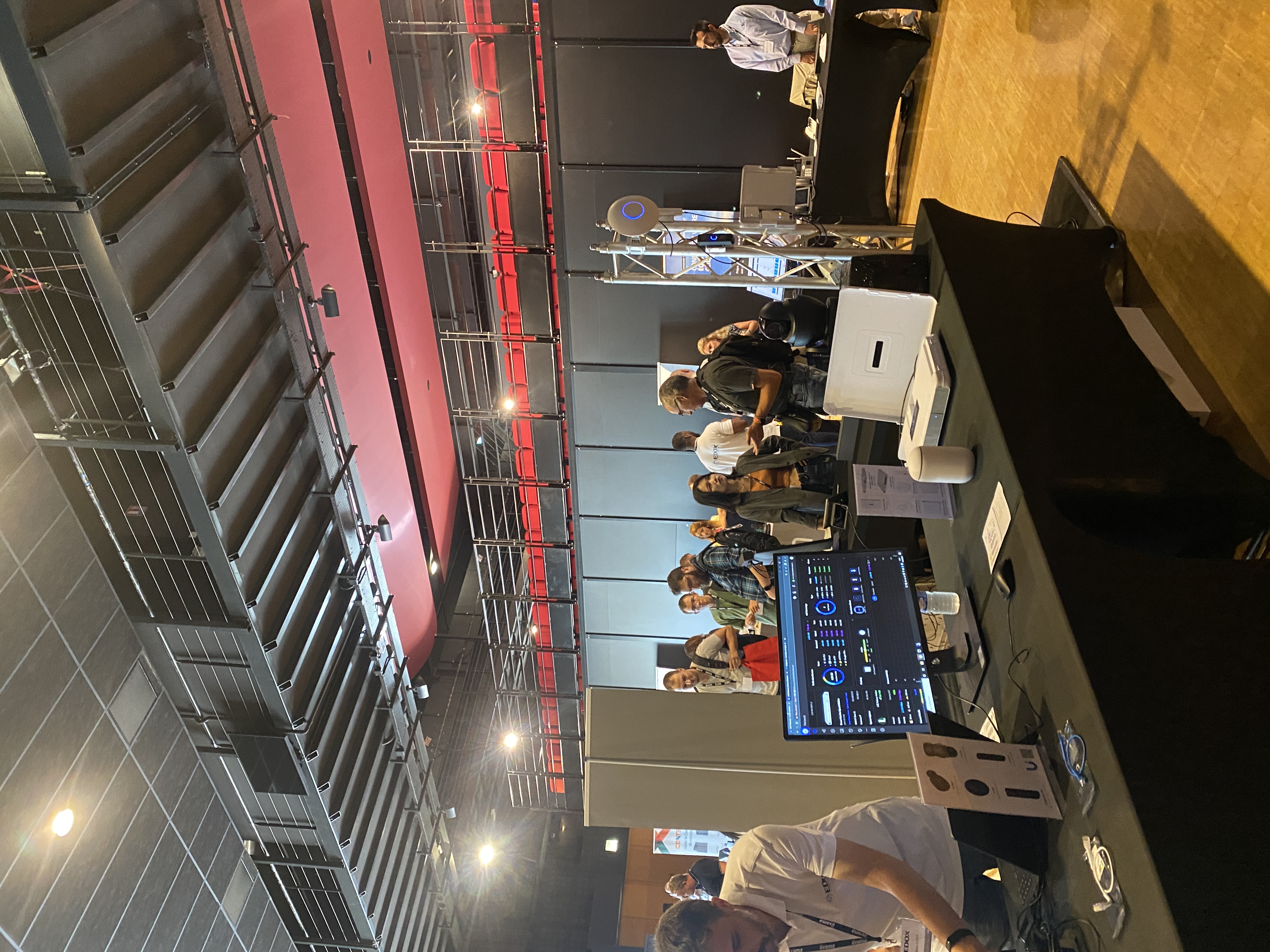 Animation de salons et stands entreprise Belgique soirée exposants · INNOV'events