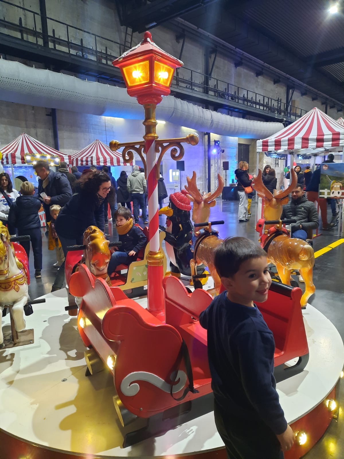 Locatie kerstfeest bedrijven Brussel industriële zaal Tour & Taxis · INNOV'events
