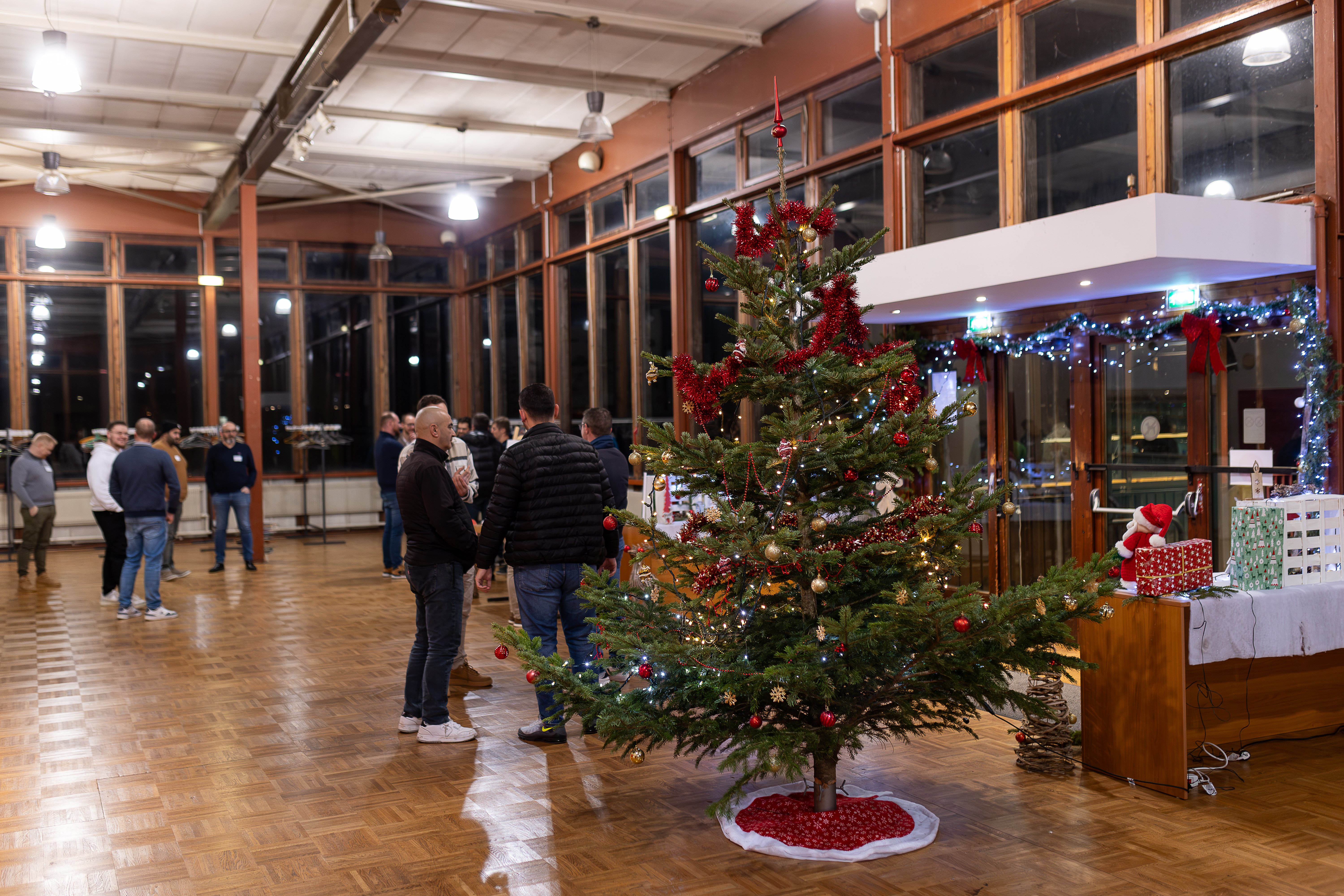 Fête Noël entreprise Anvers walking dinner ambiance hivernale collaborateurs · INNOV'events