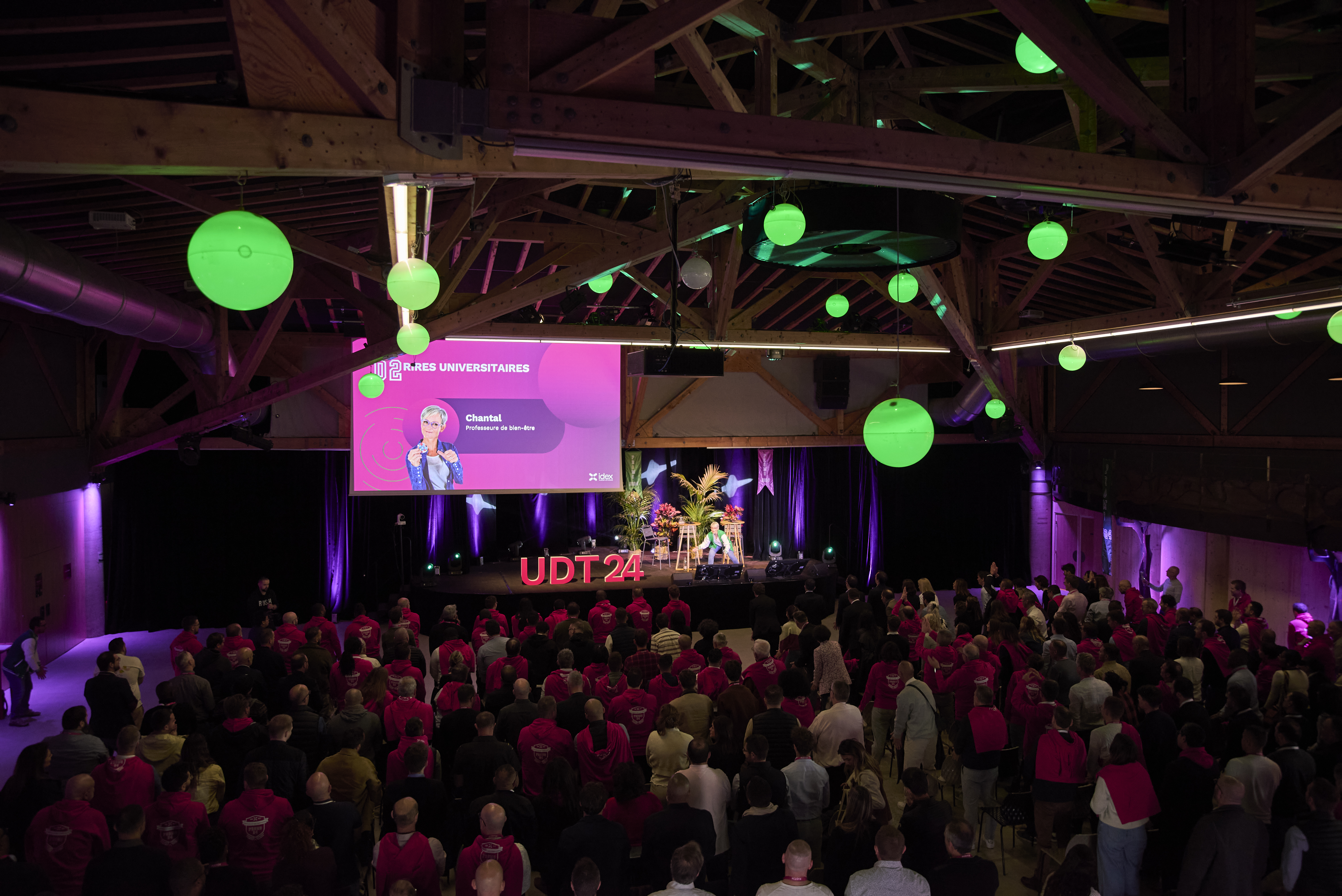 Event communication Brussels brand activation Tour & Taxis industrial hall · INNOV'events