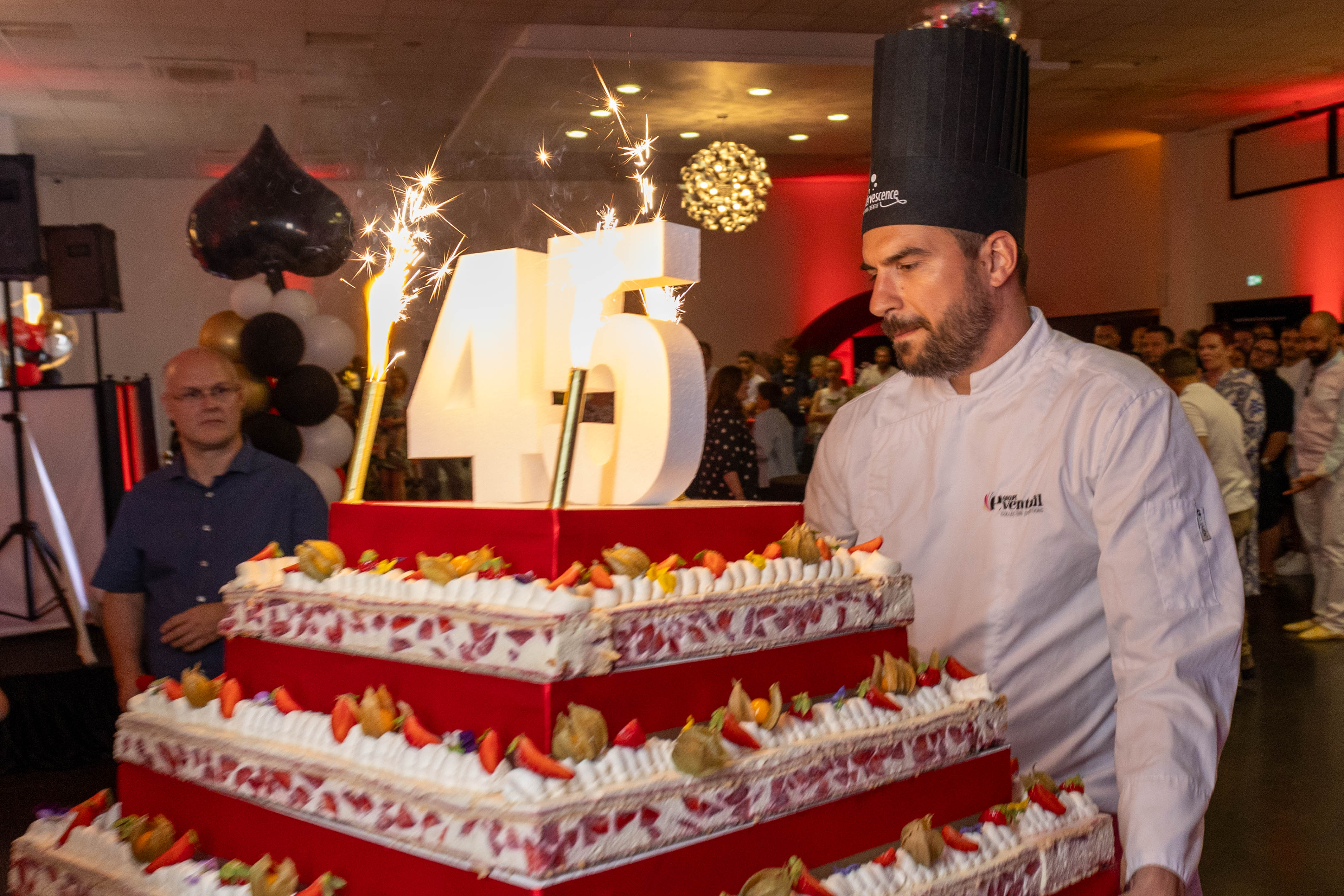 Bedrijfsjubileum Luik jubileumdiner historische feestzaal Maas-zicht · INNOV'events