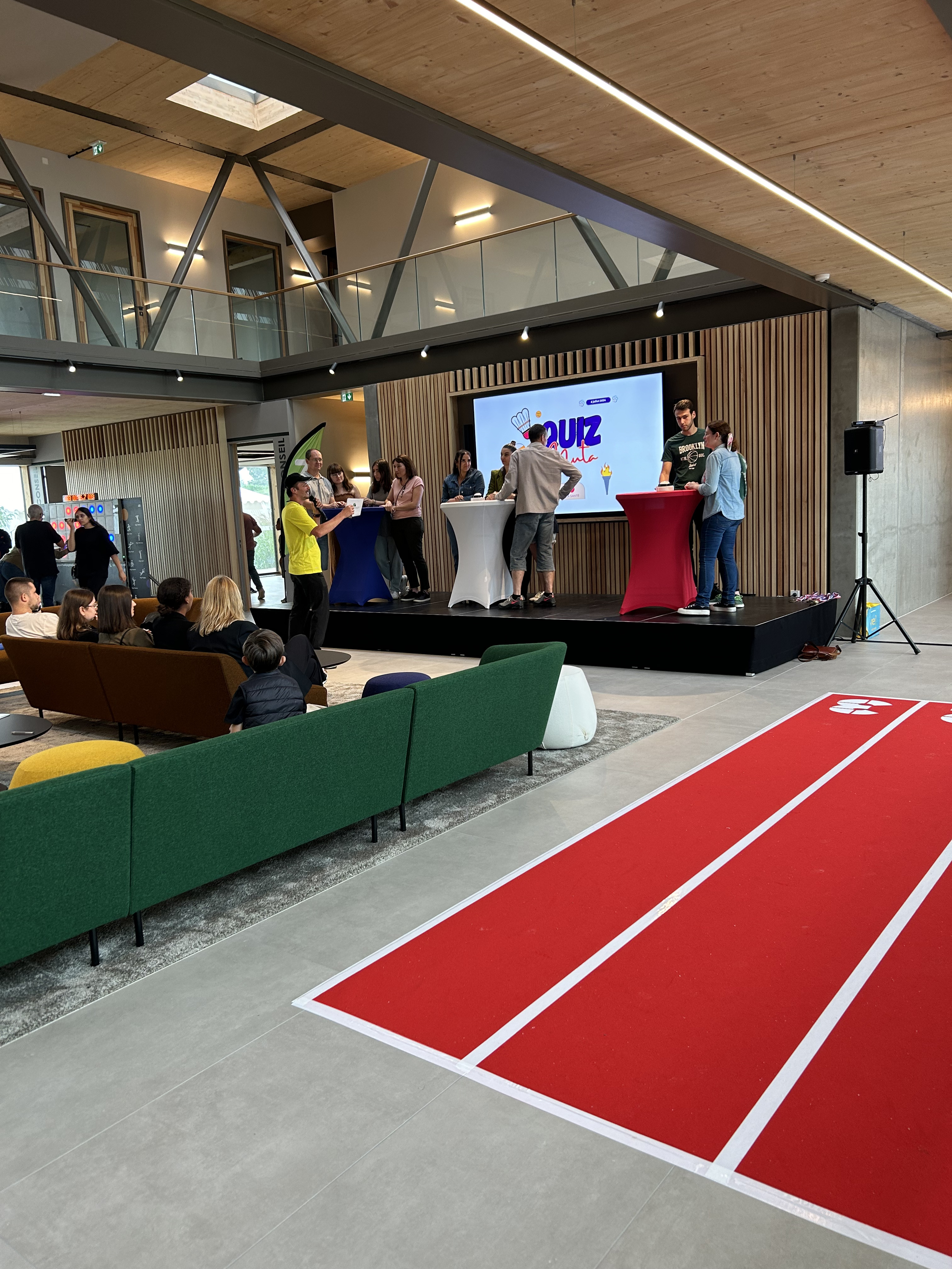 Lieu événementiel jeu télévisé Anvers vue port reconverti · INNOV'events