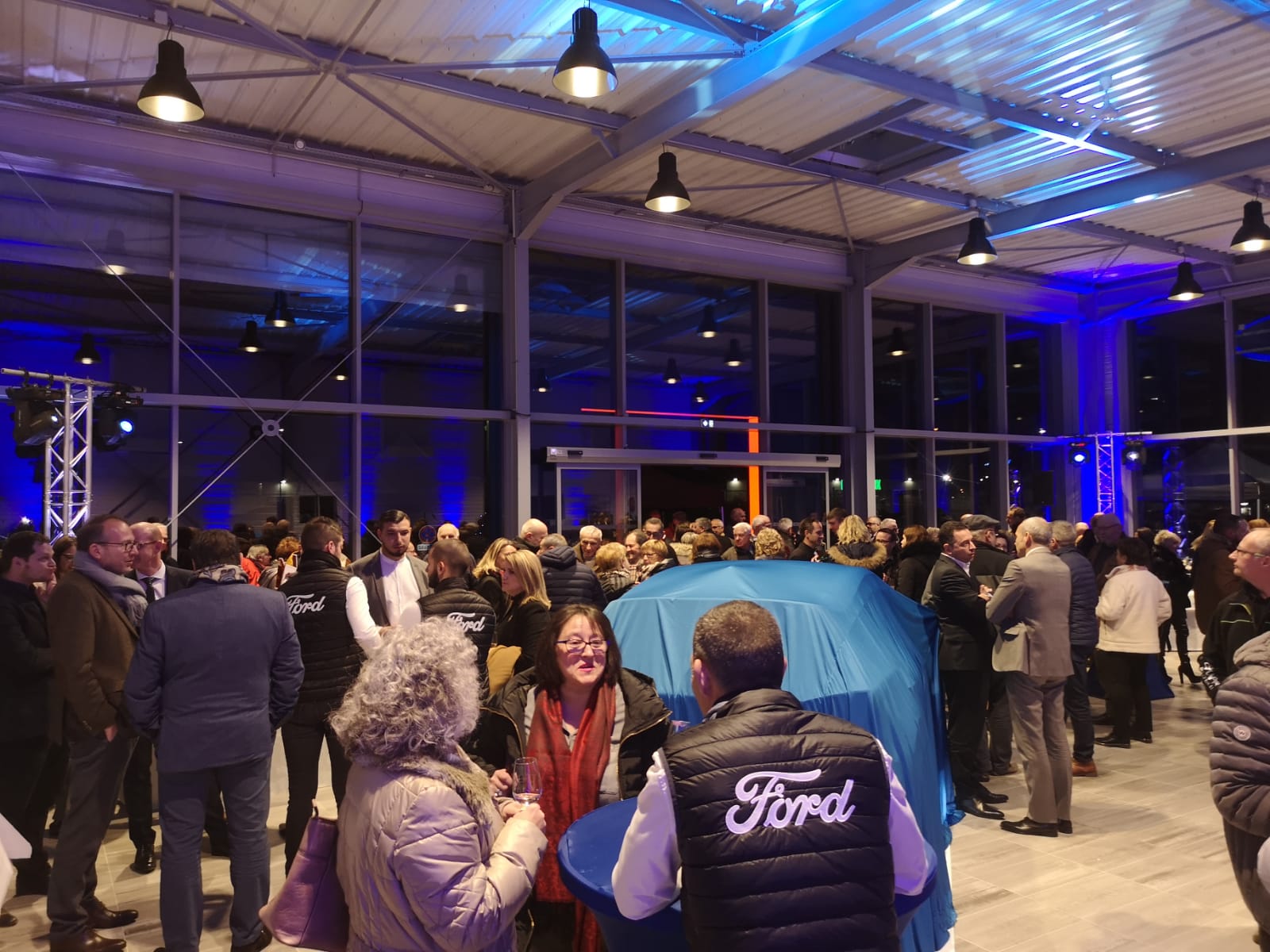 Convention produit interne Belgique, salle de conférence avec équipes commerciales · INNOV'events