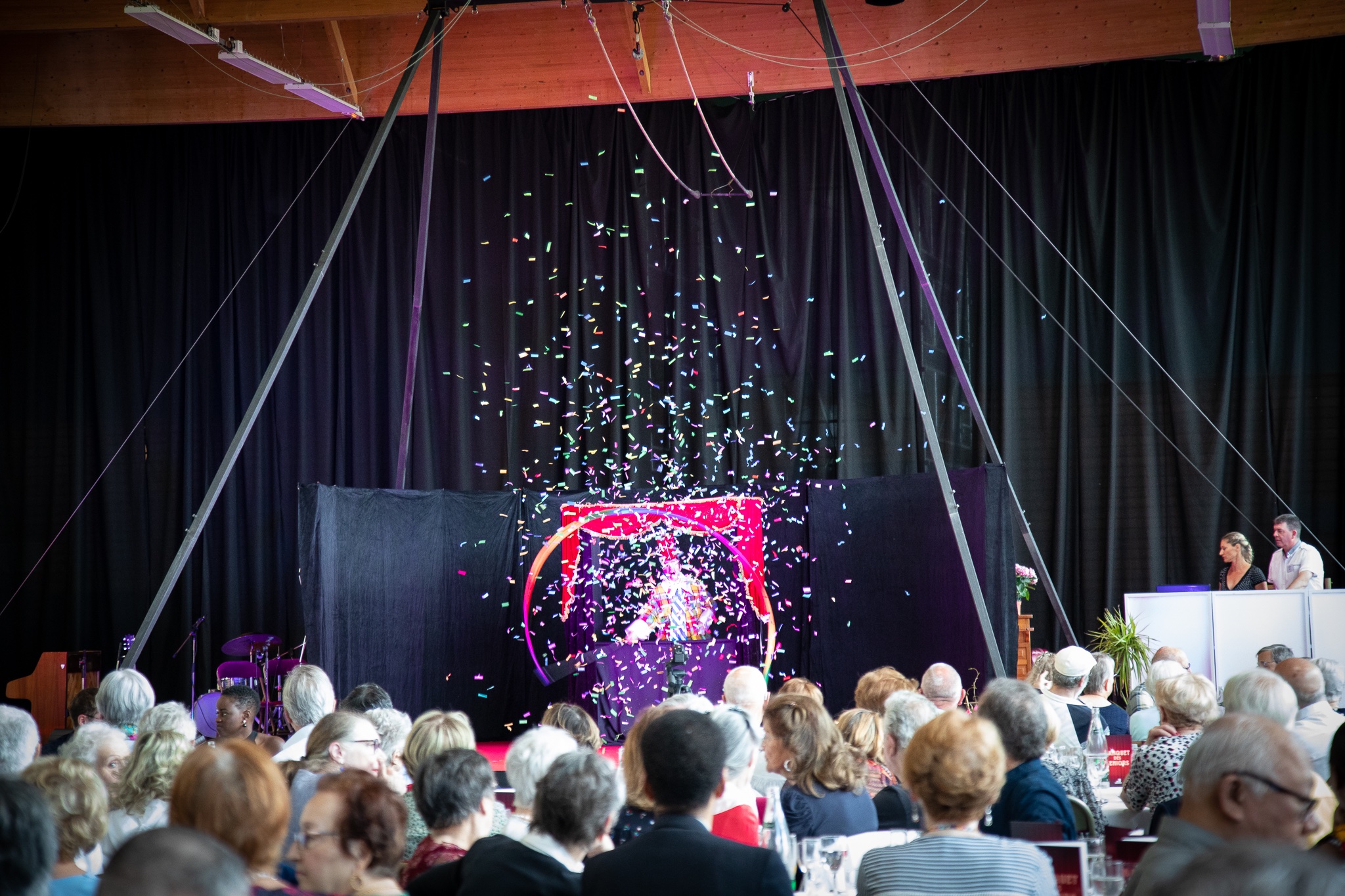Gala dinner New Year Ceremony Brussels seated ballroom countdown · INNOV'events
