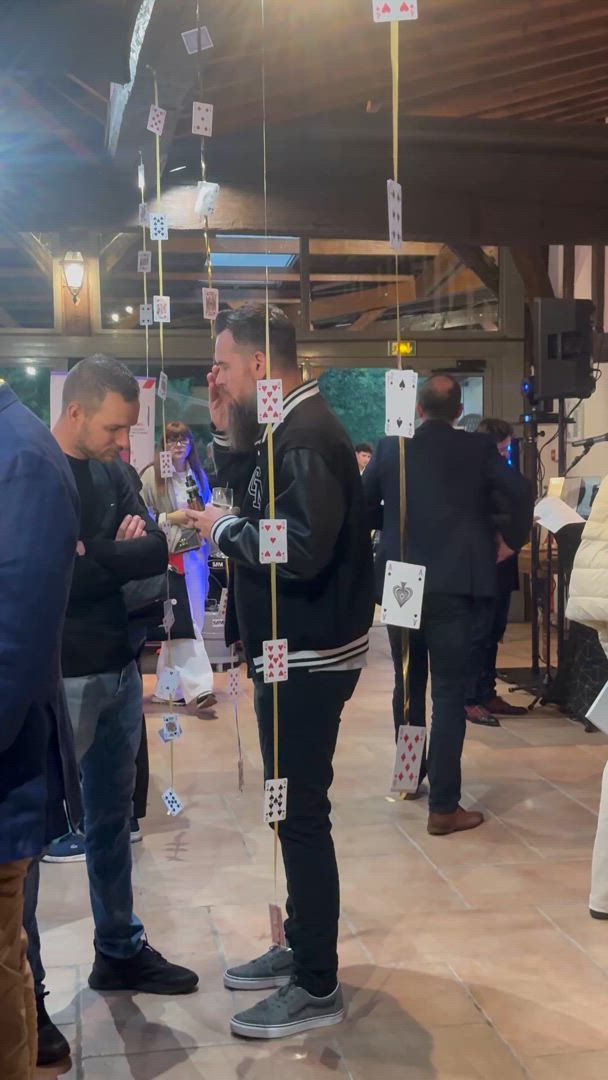 Nieuwjaarsreceptie Luik walking dinner culinaire stands winterverlichting · INNOV'events