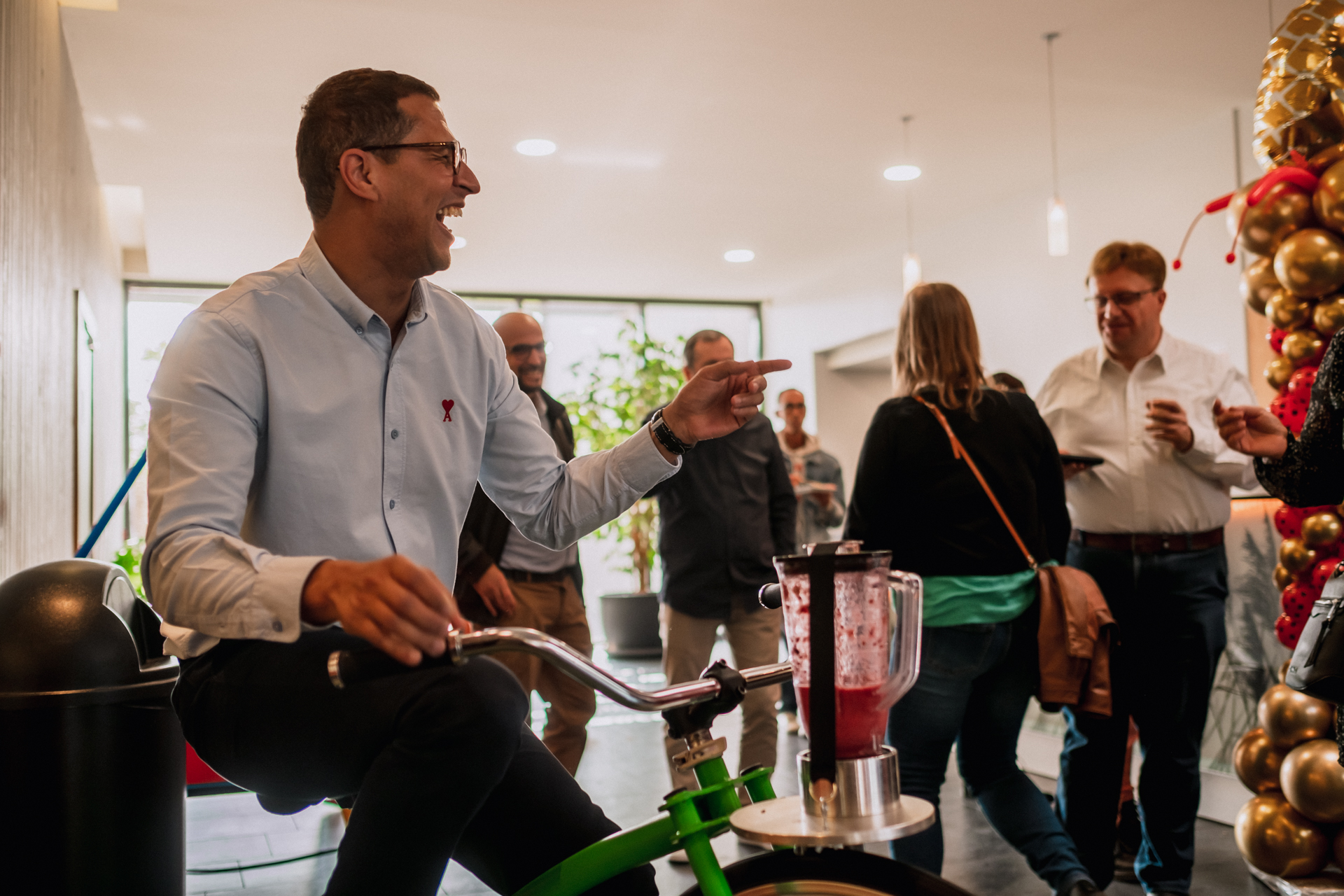 Open Bedrijvendag Antwerpen live demonstratie havenloods met publiek · INNOV'events