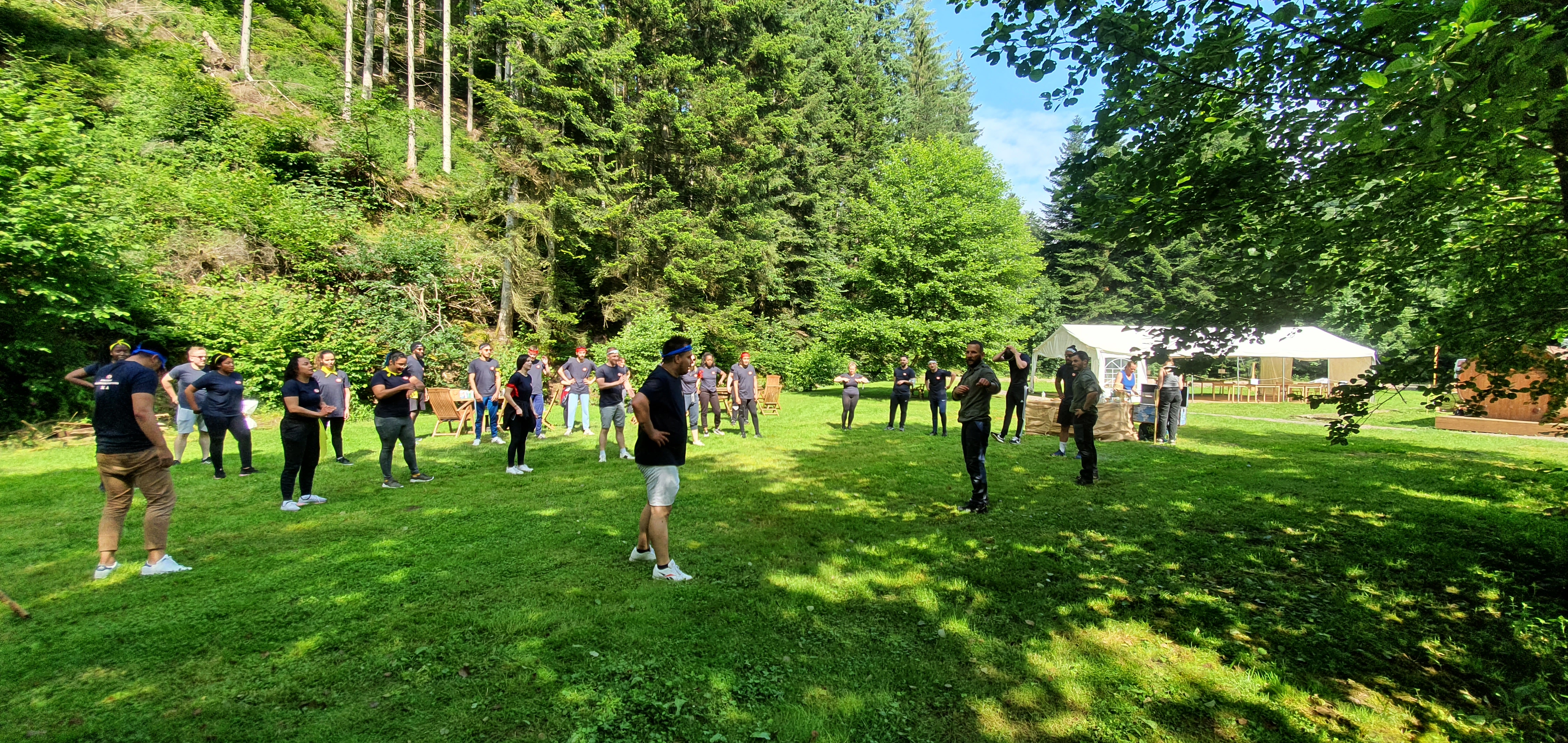 Teambuilding bedrijven Luik afsluitend diner receptie na activiteit · INNOV'events