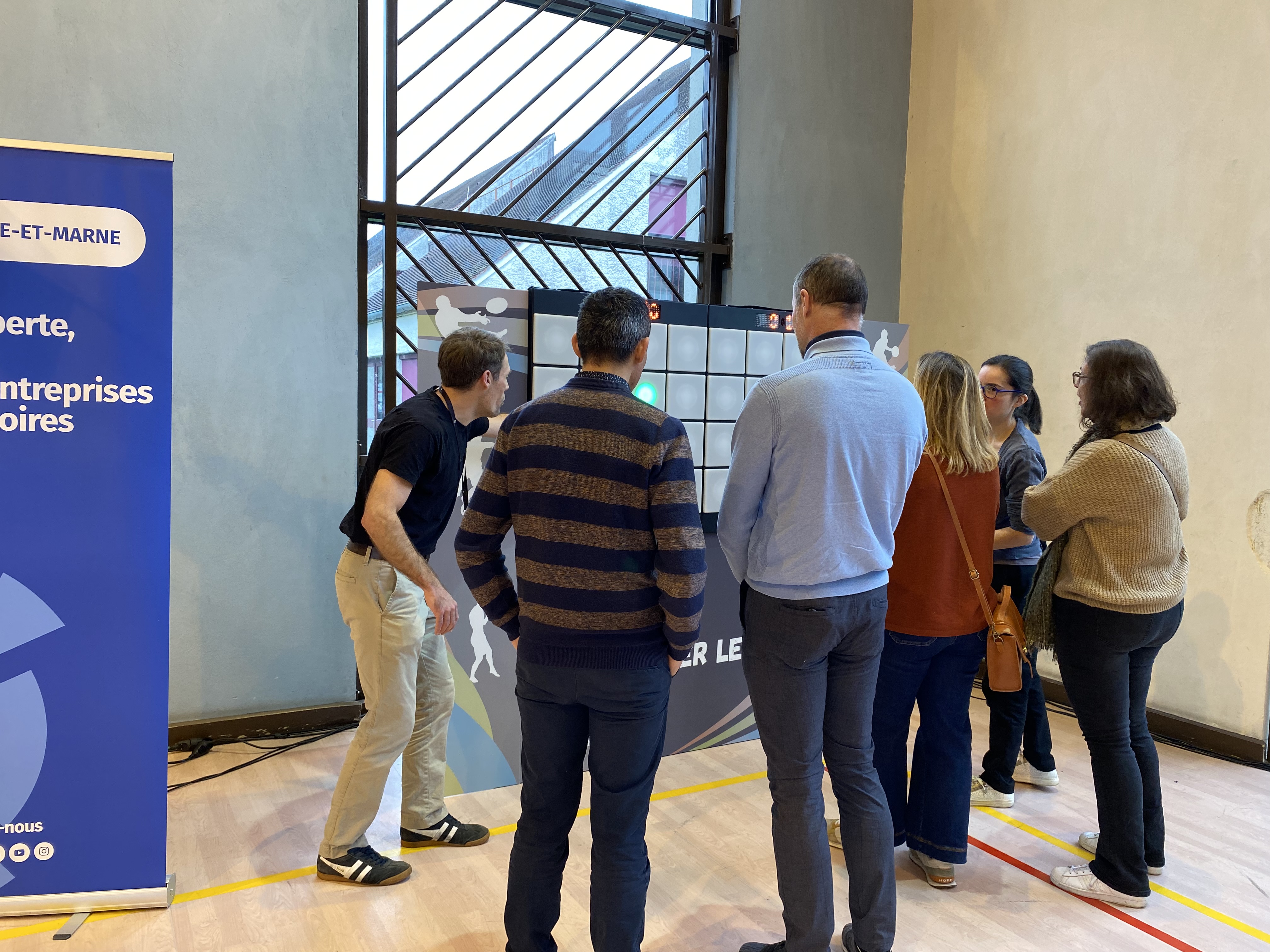 Surfsimulator bedrijf Brussel avondprogramma Brussels Expo groep · INNOV'events