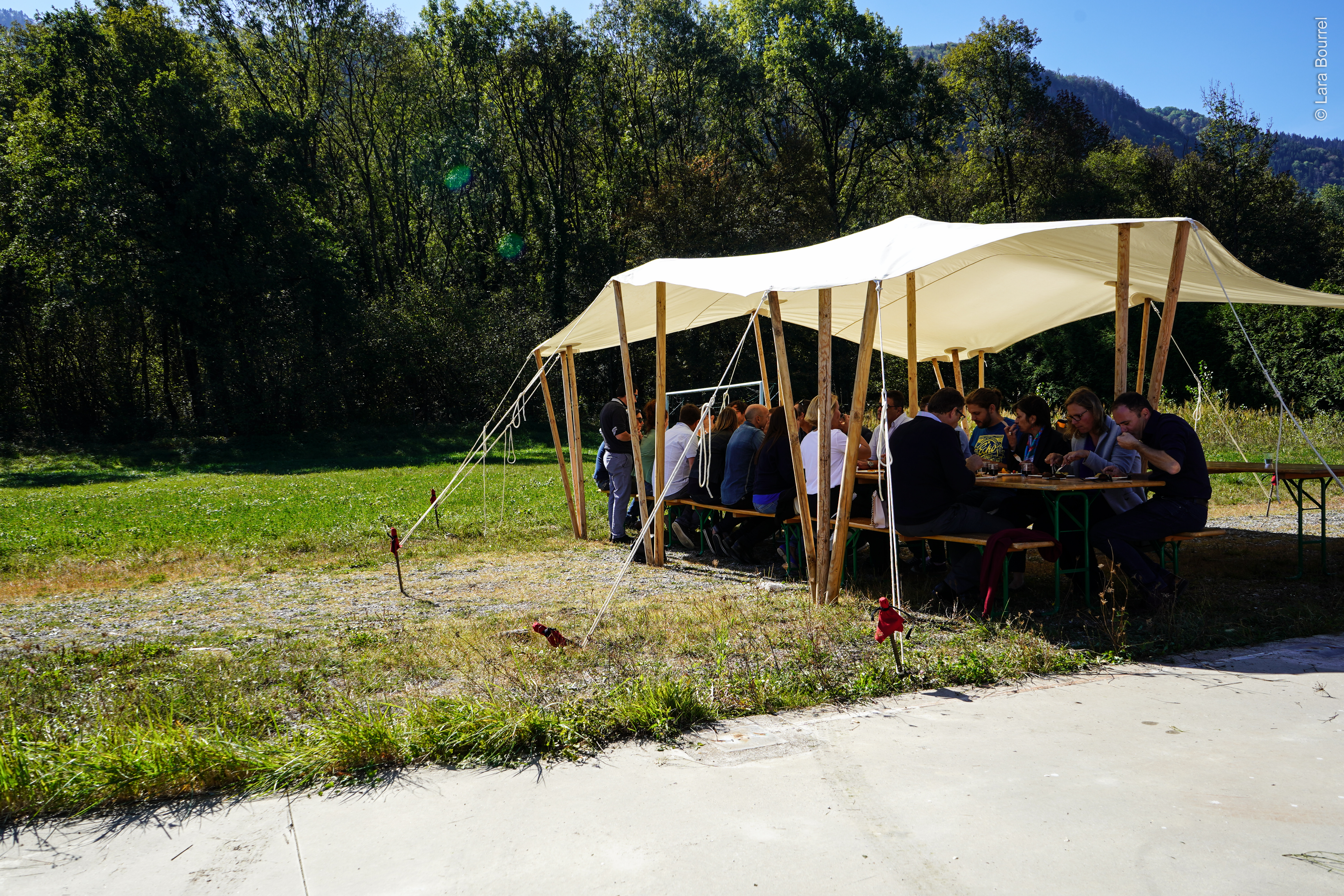 repas collaborateurs Bruxelles walking dinner station buffet animations · INNOV'events