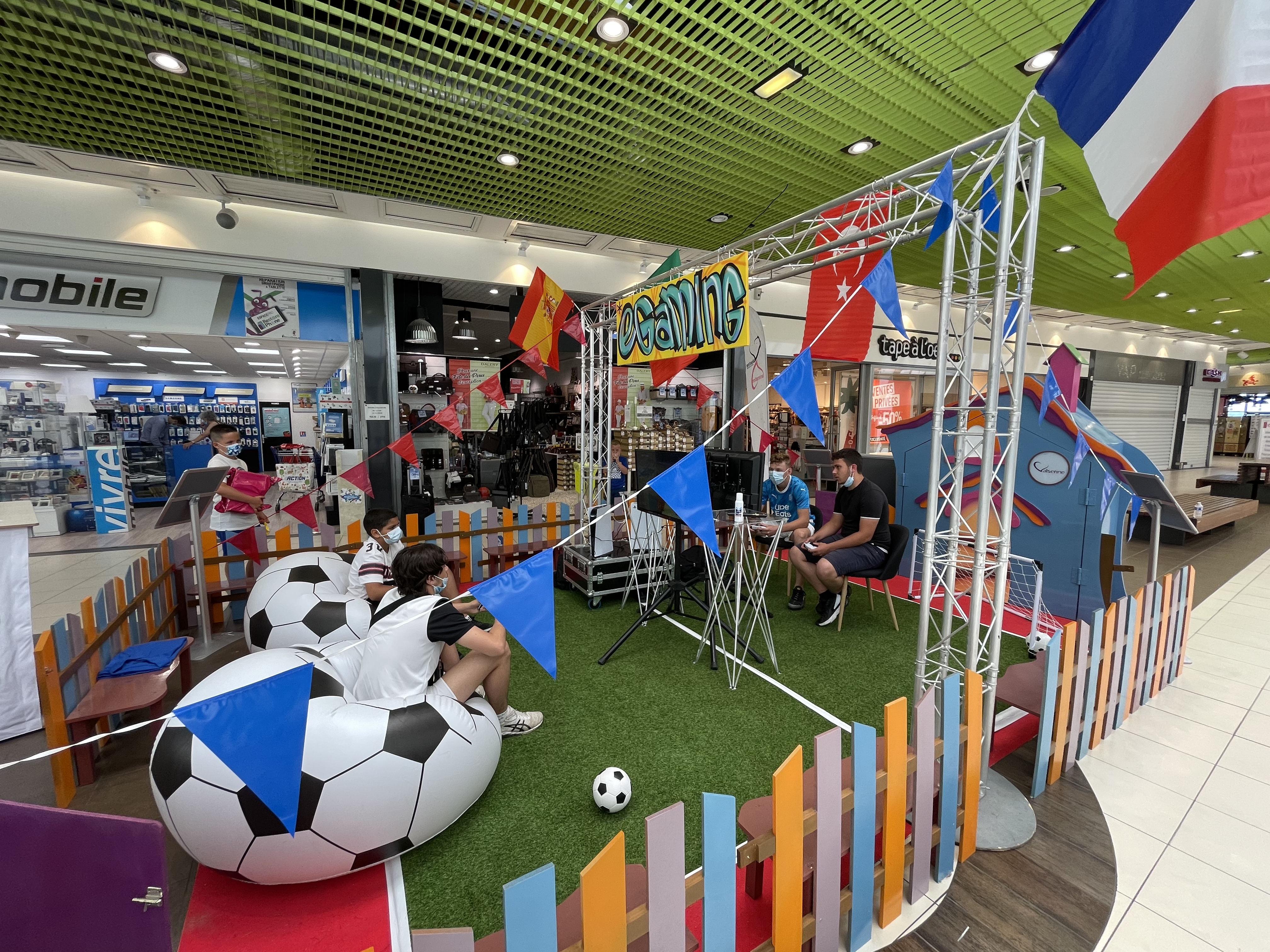 Locatie evenement shopping mall entertainment Wijnegem Shopping atriumoverzicht · INNOV'events