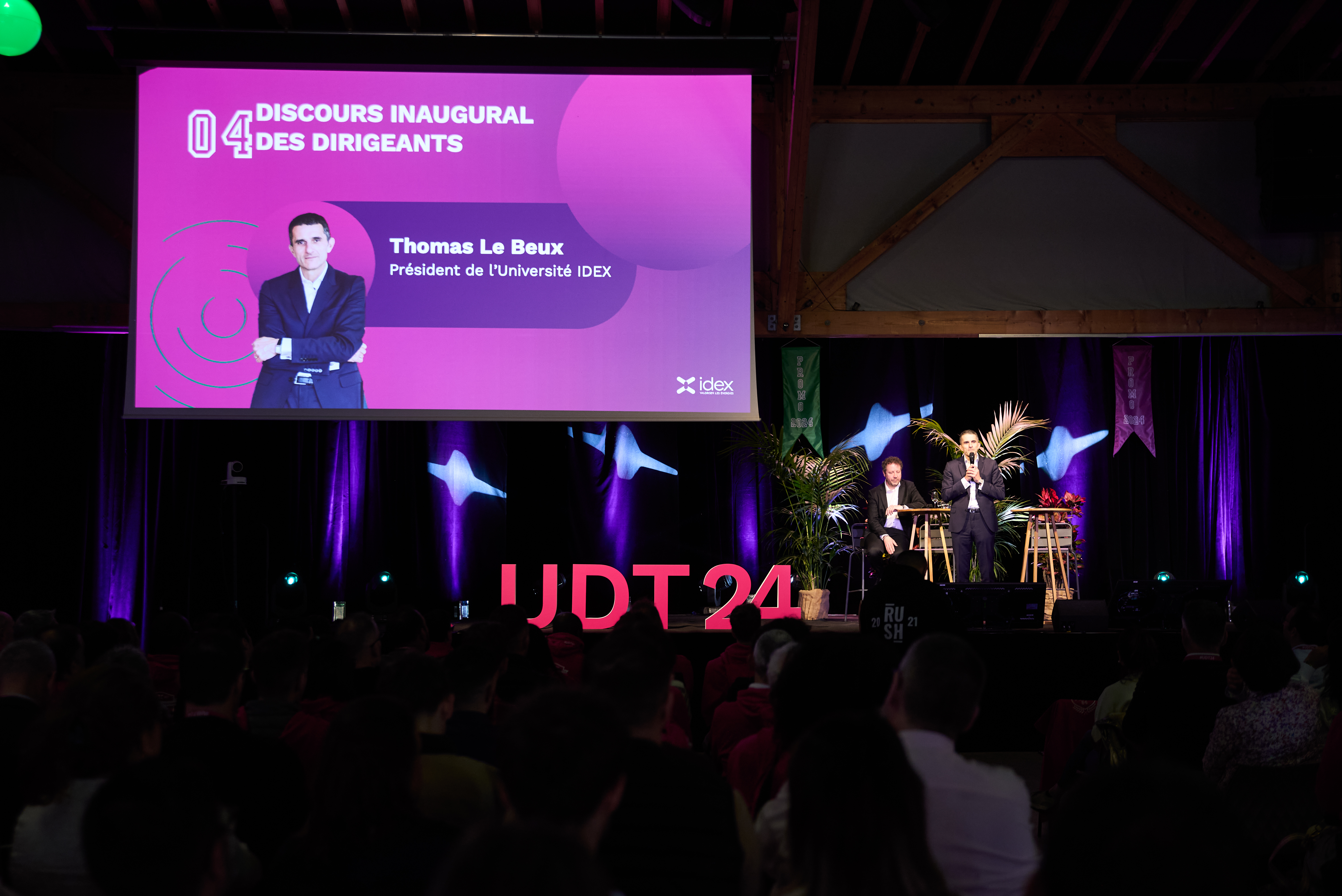 Corporate show Liege Palais des Congrès stage and lighting · INNOV'events