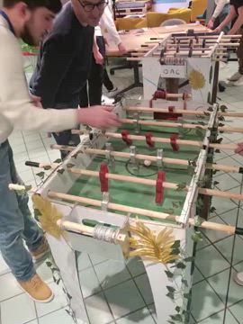 Indoor sportfestival voetbalsimulator Brussel meerdere stations deelnemers · INNOV'events