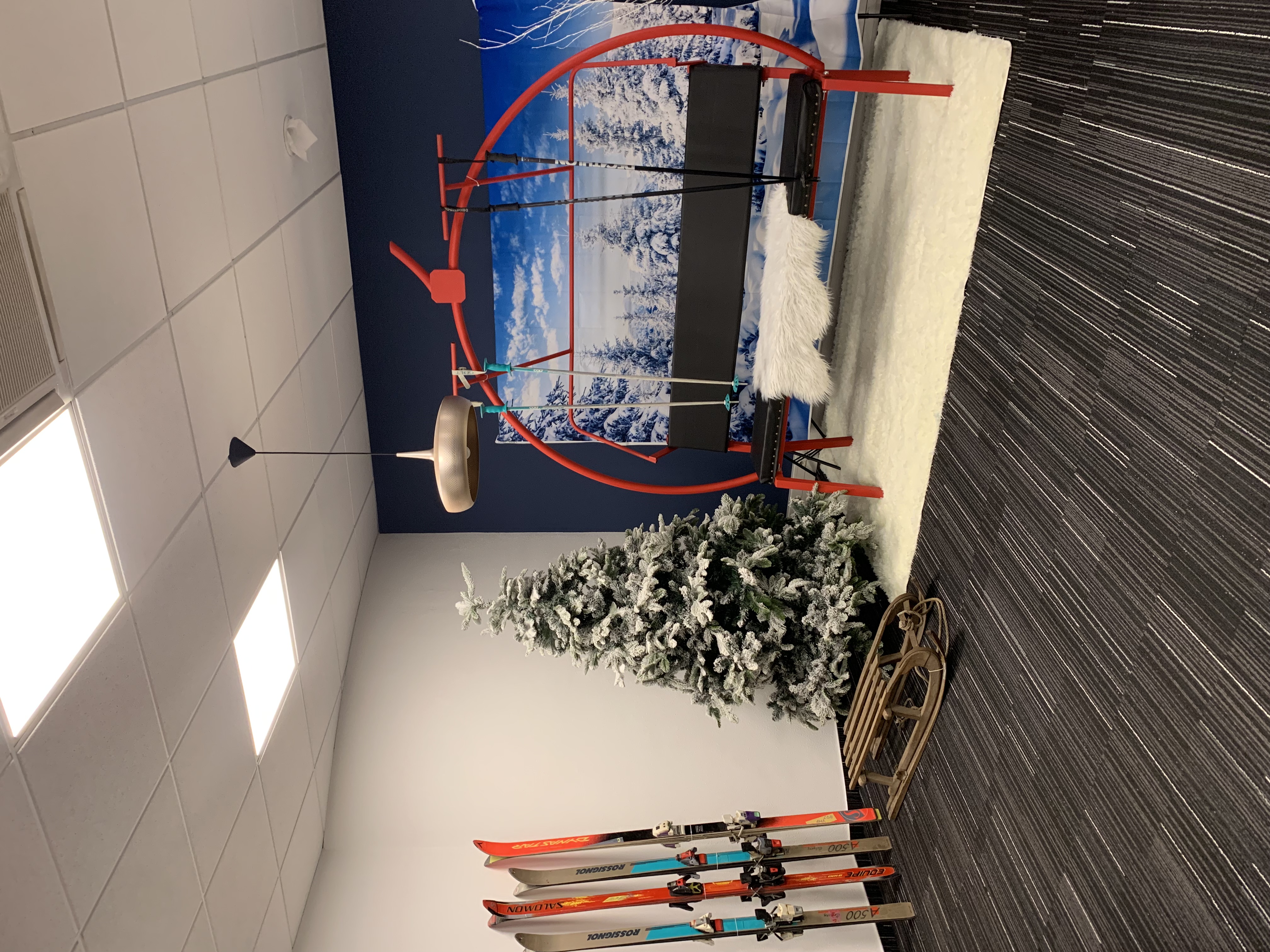 Skisimulator opstelling bedrijfsevenement Brussel binnenzaal Tour & Taxis · INNOV'events