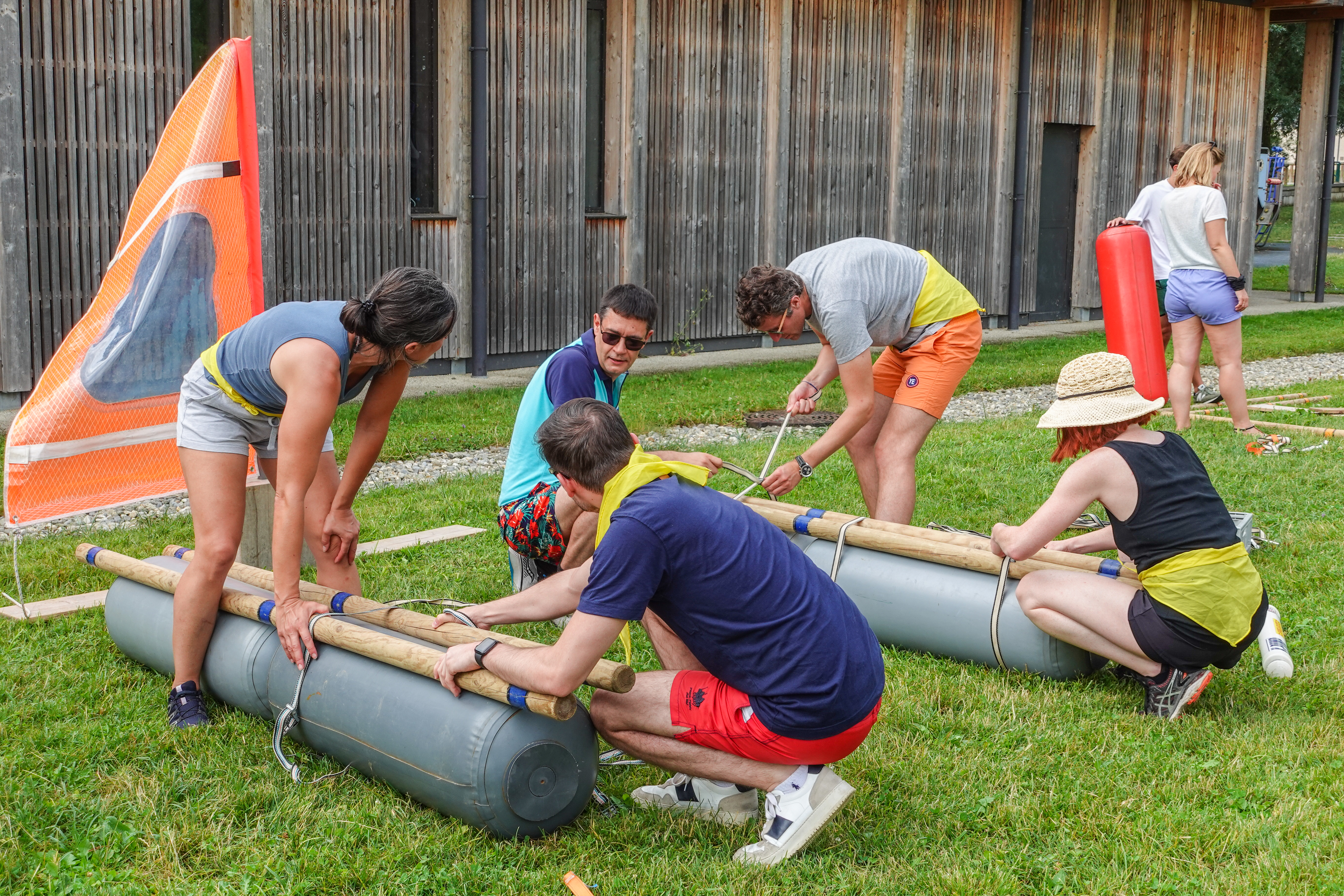 CSR teamproject Luik Outremeuse buurtcenter · INNOV'events organisatie van evenementen