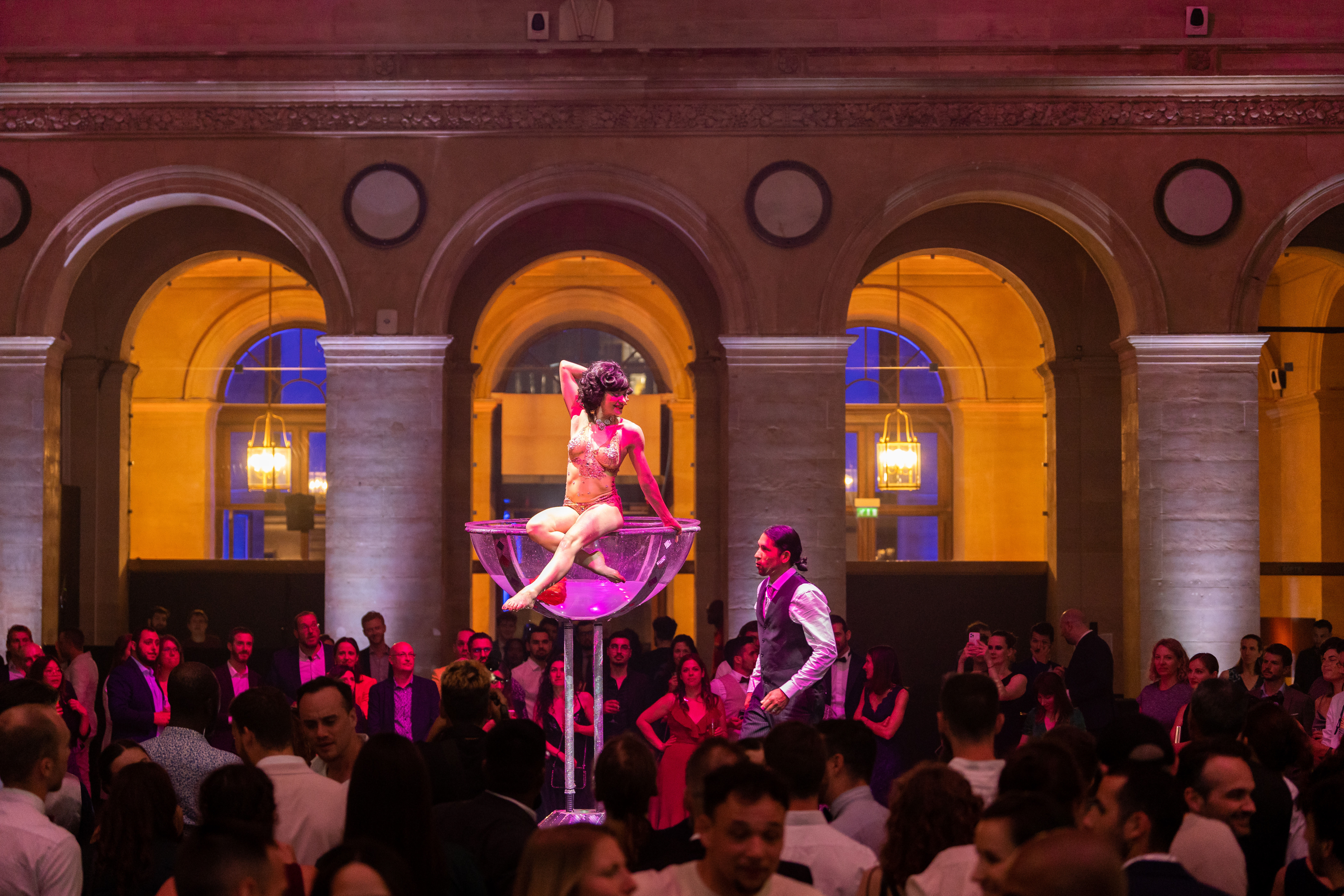 Walking dinner nieuwjaarsreceptie Luik culinaire stands winteravond · INNOV'events