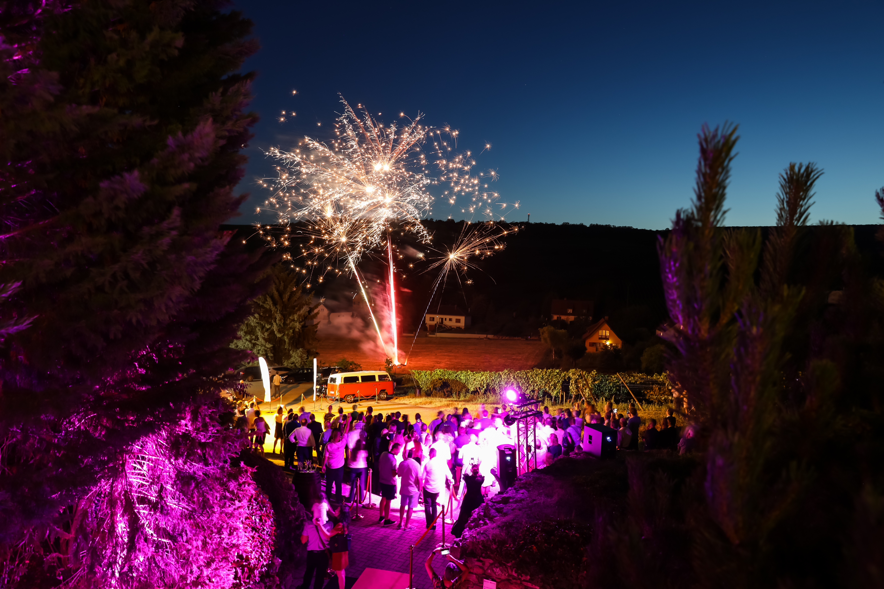Finale pyrotechnique de gala feu d'artifice Anvers terrasse bord d'Escaut · INNOV'events
