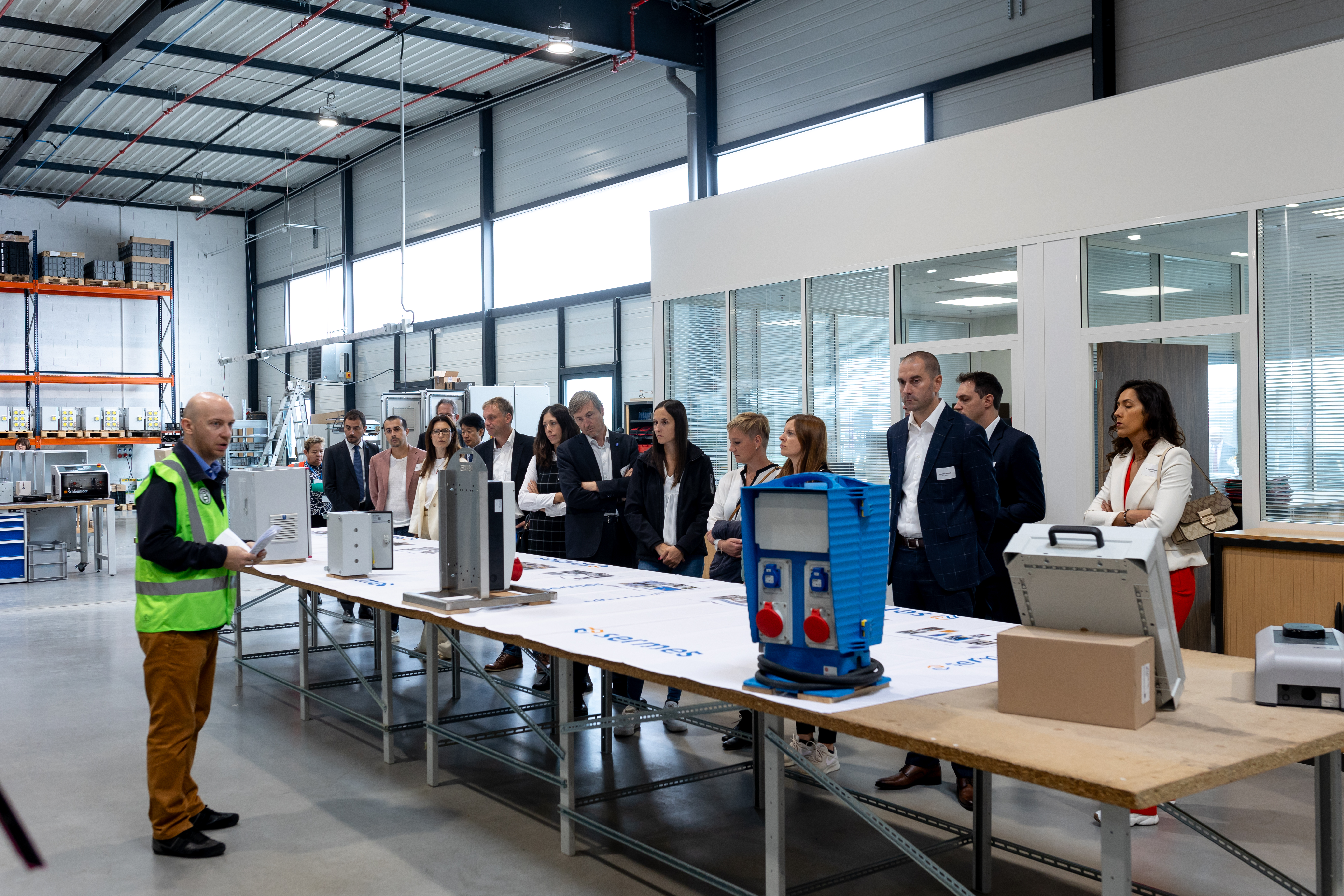 Open Bedrijvendag Brussel, deelnemers bij industrieel complex Tour & Taxis · INNOV'events