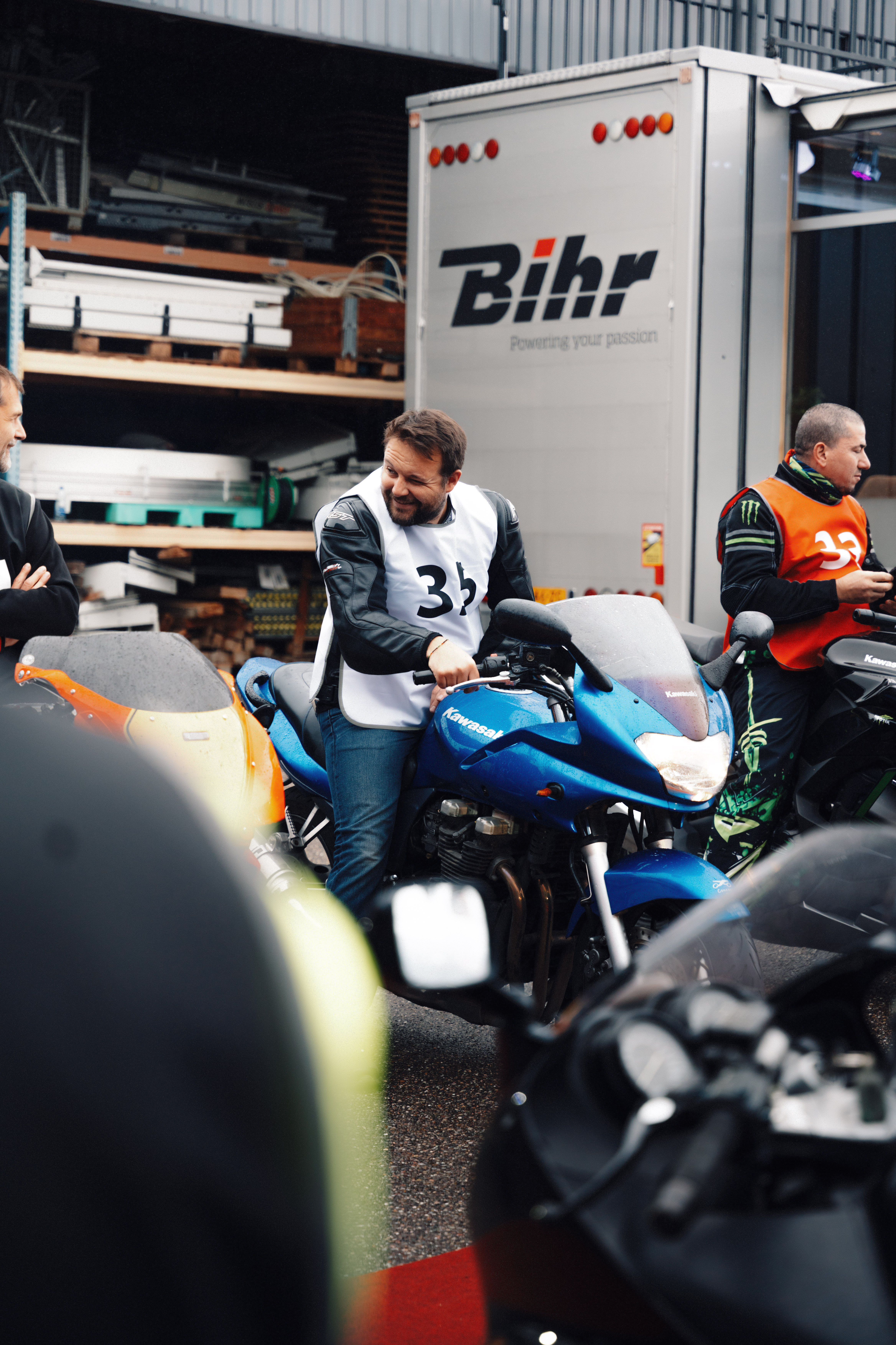 Prijsuitreiking racecircuit ervaring Luik hospitality suite trofeeën · INNOV'events