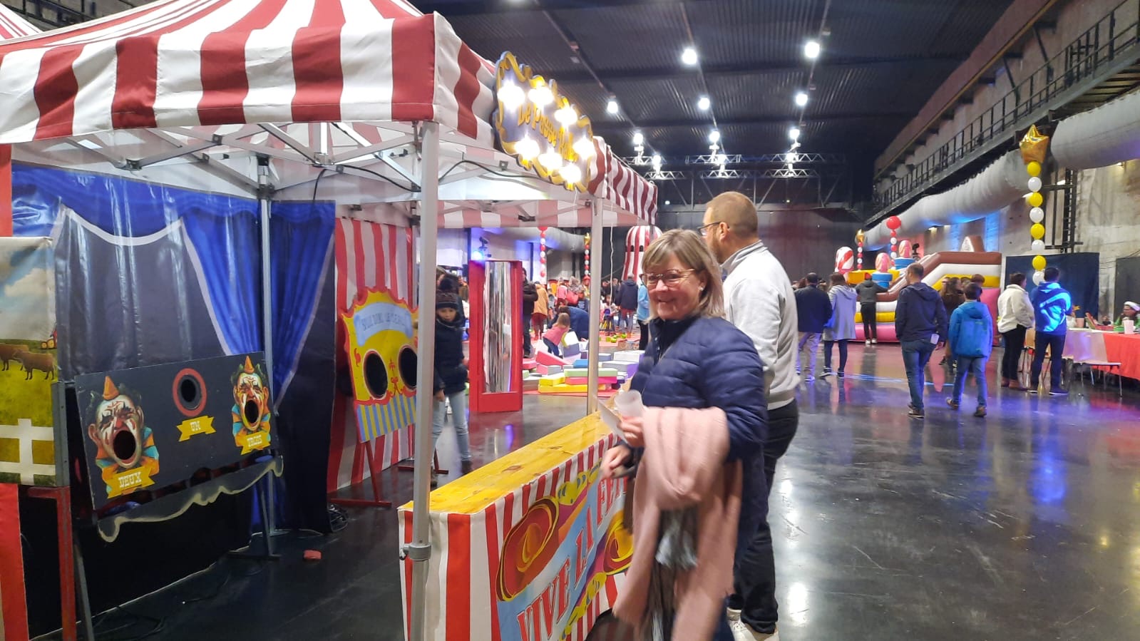 Outdoor kermis volledige dag kermisanimatie Luik teams in competitie · INNOV'events
