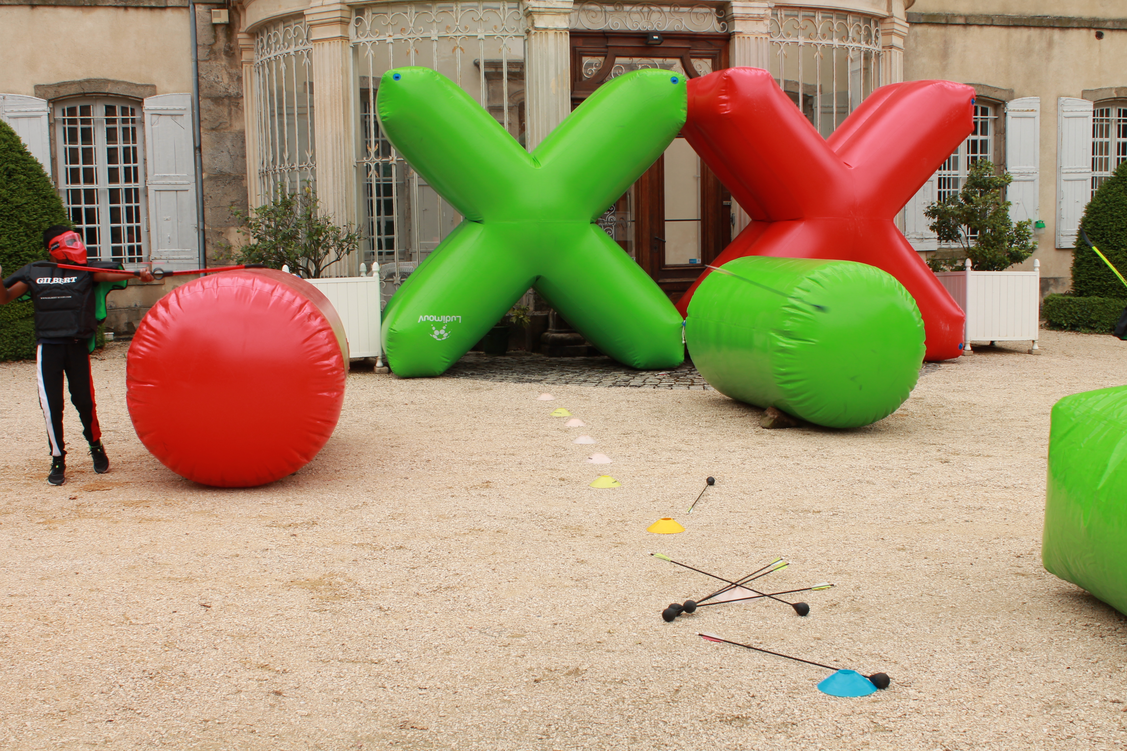 Locatie evenement springkastelen Brussel buitenzone parkzicht · INNOV'events