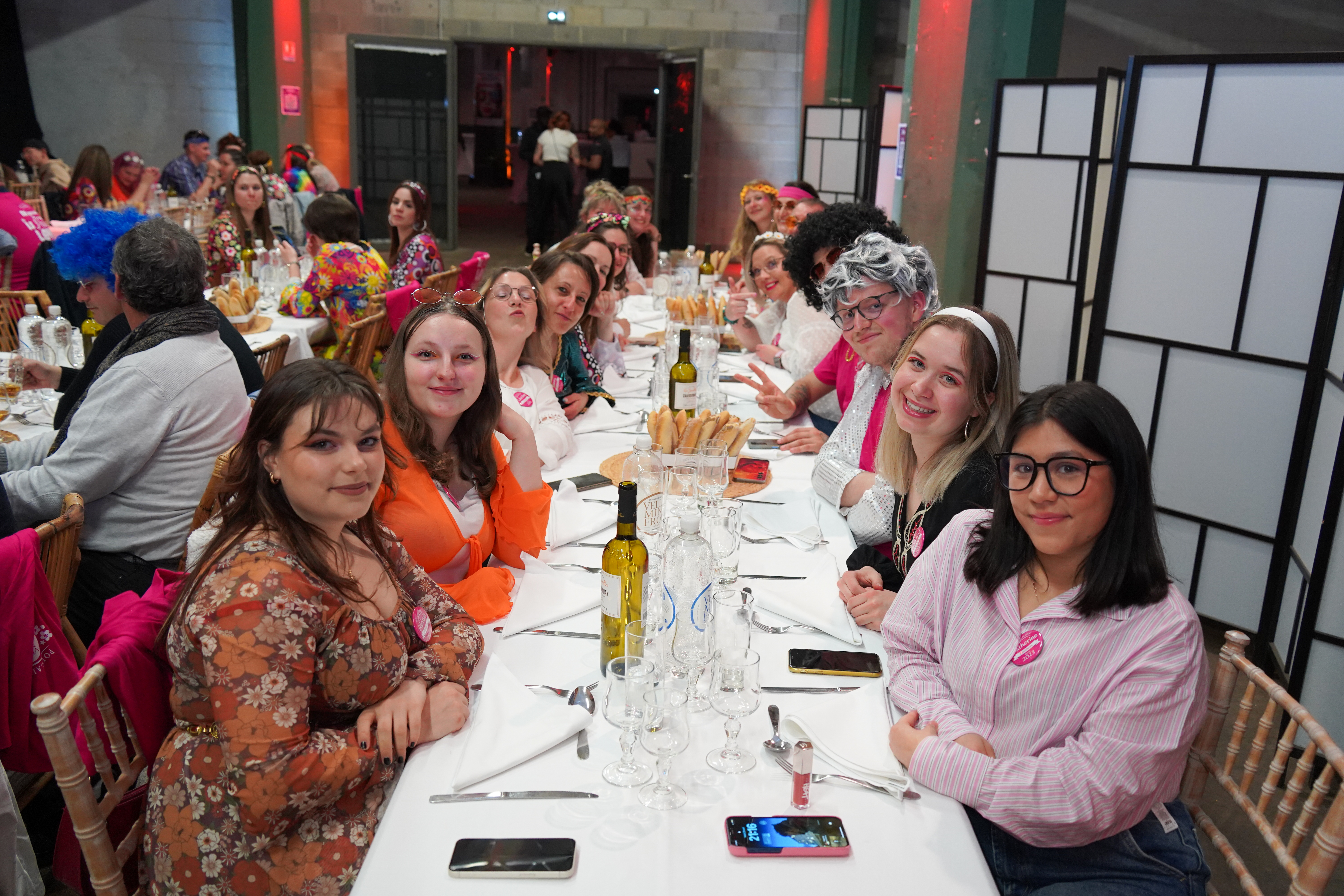 Dîner de gala assis repas collaborateurs Anvers salle dressée Hotel Julien · INNOV'events
