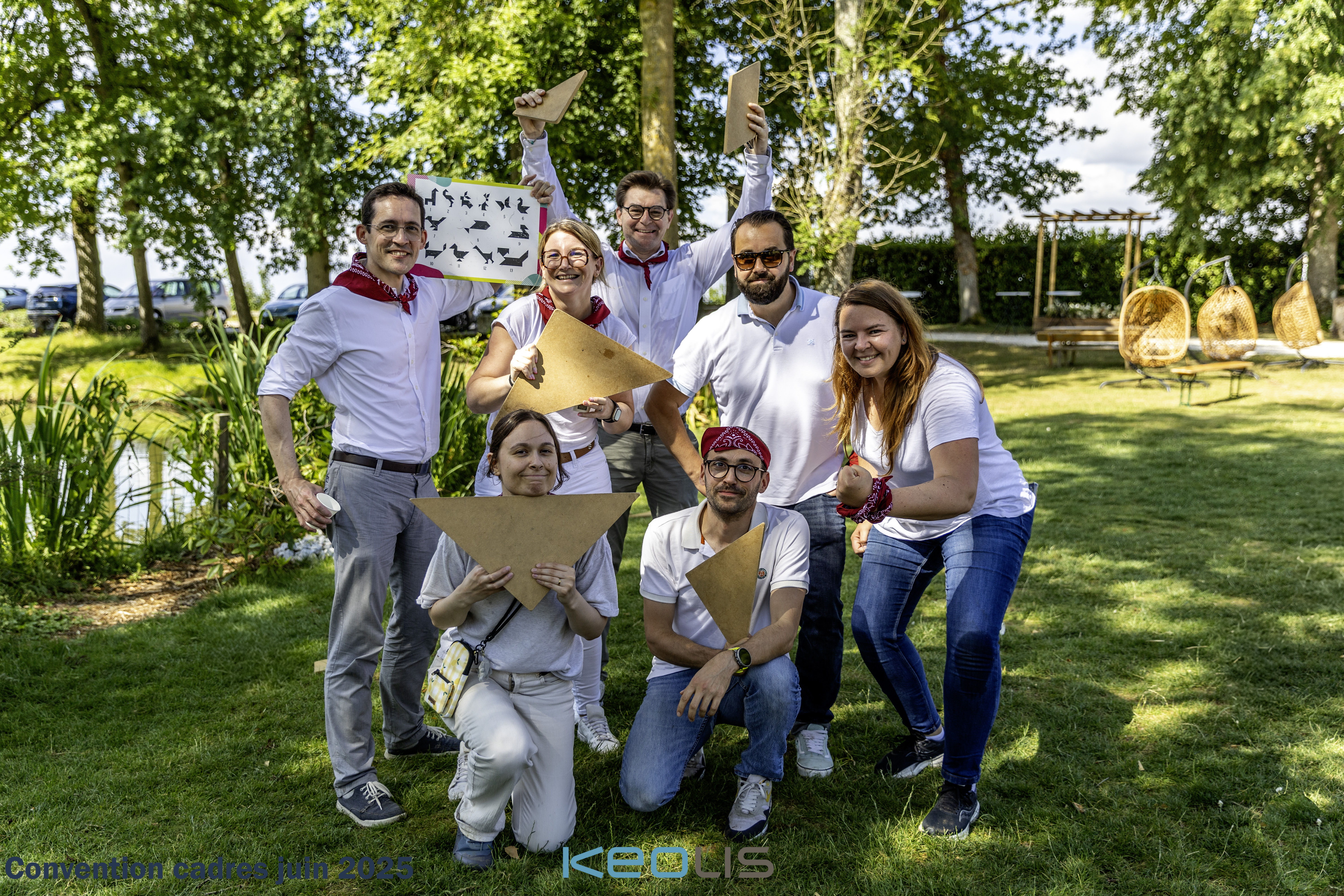 Jeux géants Anvers équipes corporate sur place du Zurenborg · INNOV'events