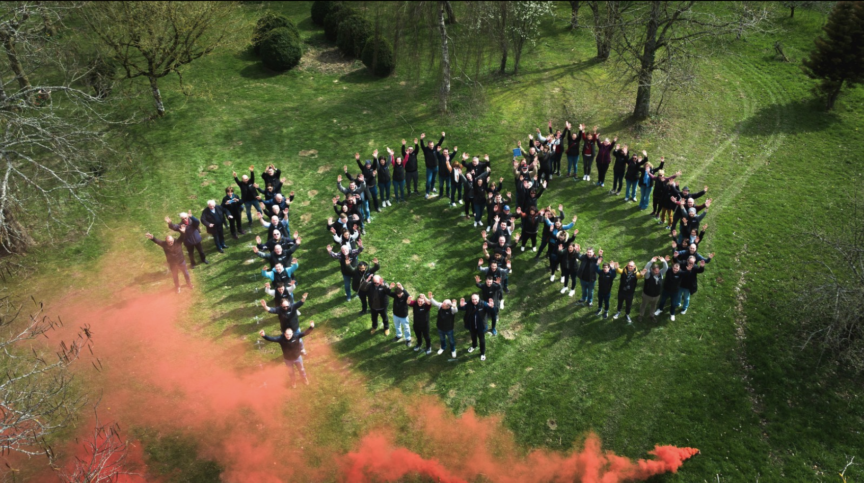 Team building Liege indoor creative workshop Outremeuse loft space · INNOV'events