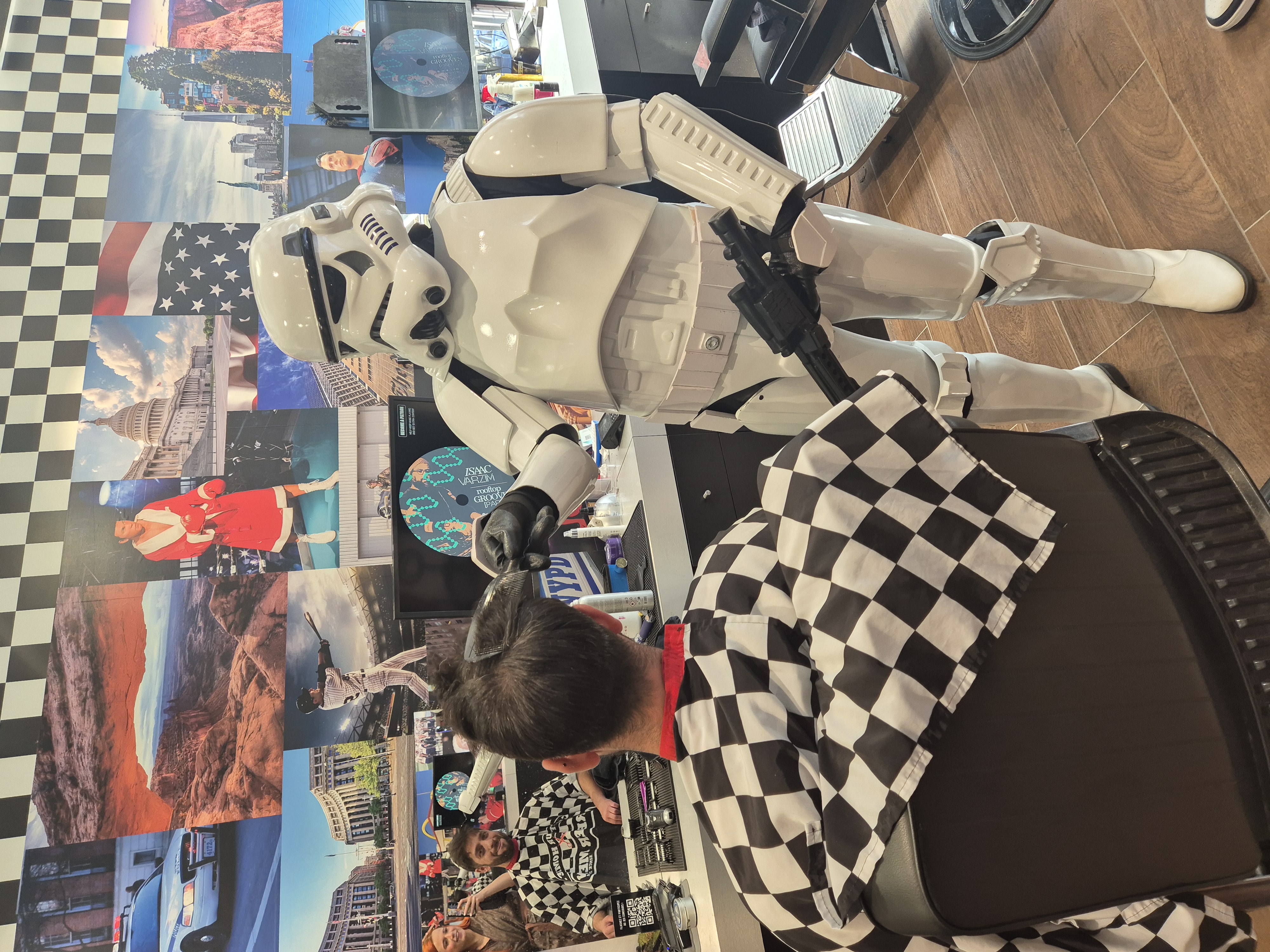 Stijladvies workshop Antwerpen deelnemers in historisch atelier Zuid-kwartier · INNOV'events