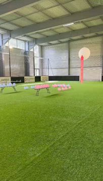 Individuele voetbalsimulator challenge Brussel deelnemer aan de beurt · INNOV'events