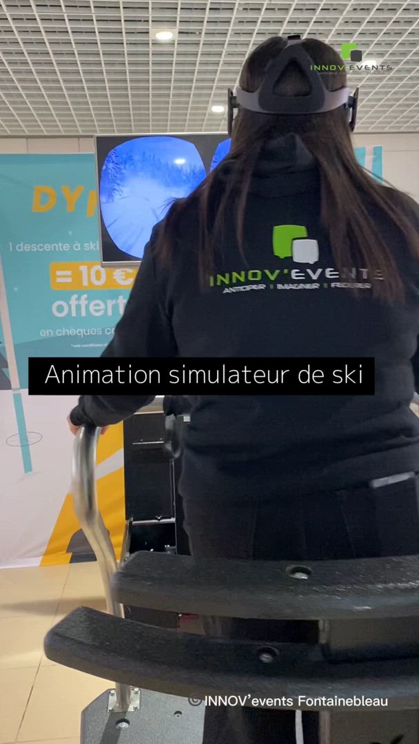 Équipe corporate Anvers debriefing après simulateur de chute libre Eilandje · INNOV'events organisation d'événements